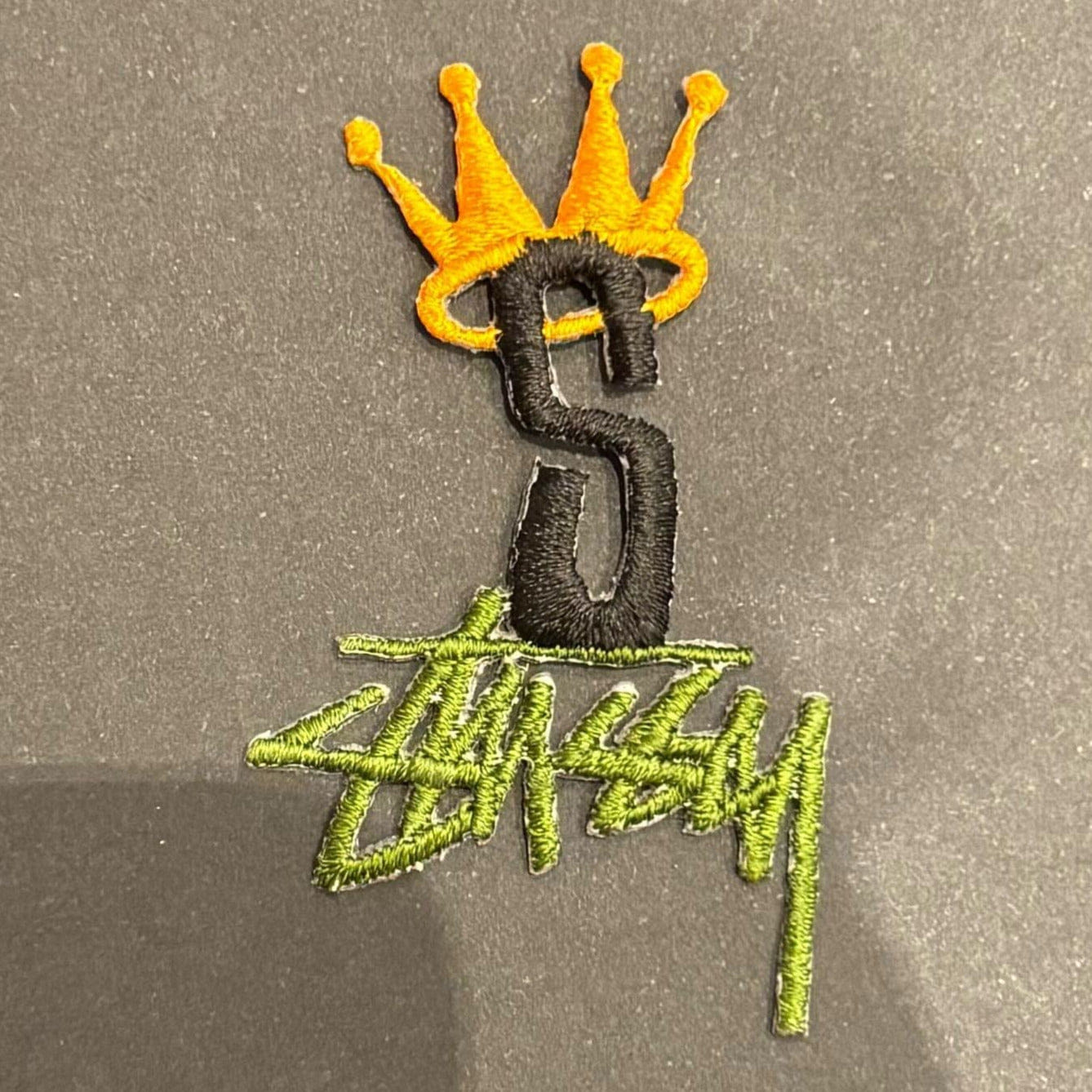 Stussy Vintage S Crown Sweater Applique