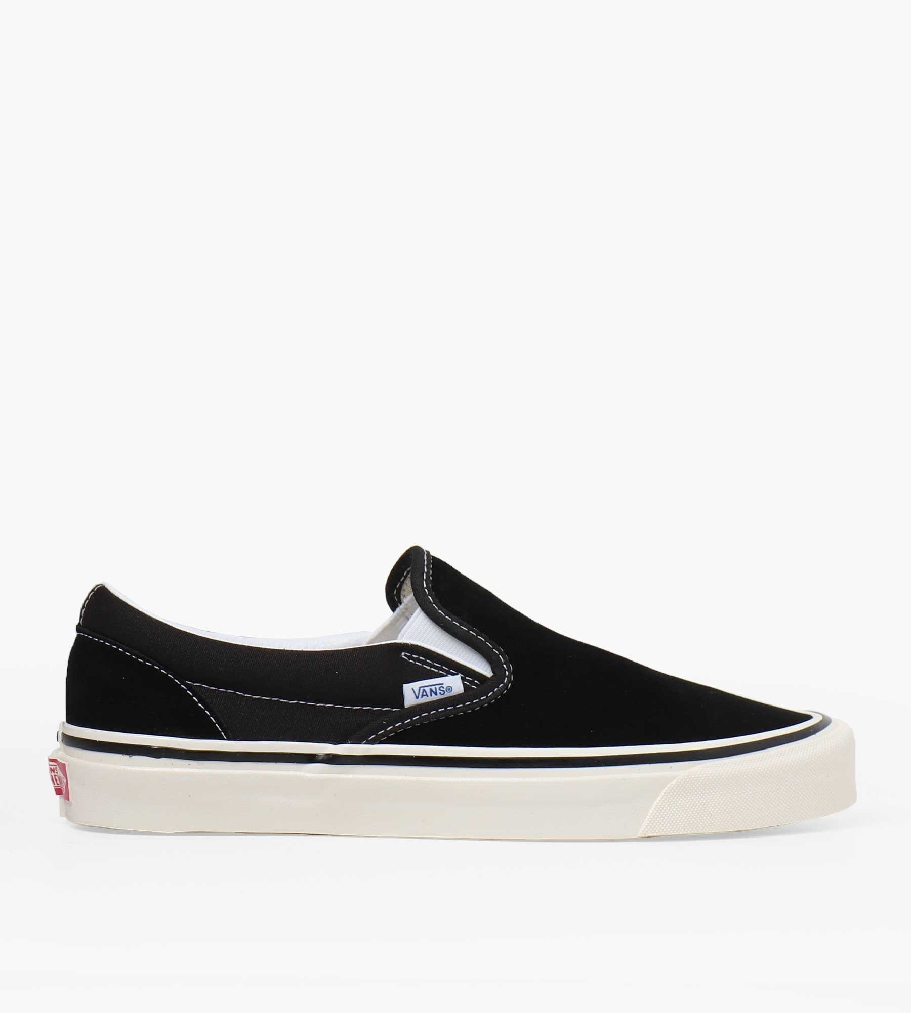 Vans Anaheim Classic Slip - On 98 DX Suede OG Black