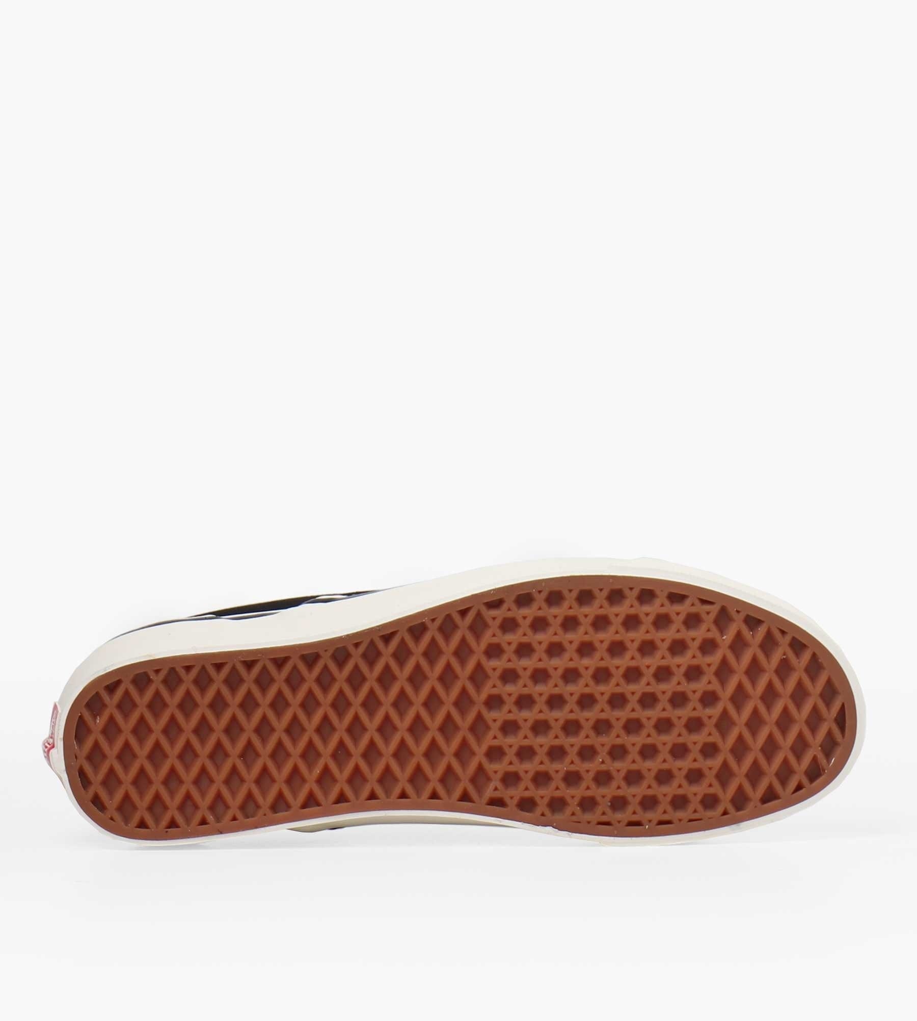 Vans Anaheim Classic Slip - On 98 DX Suede OG Black