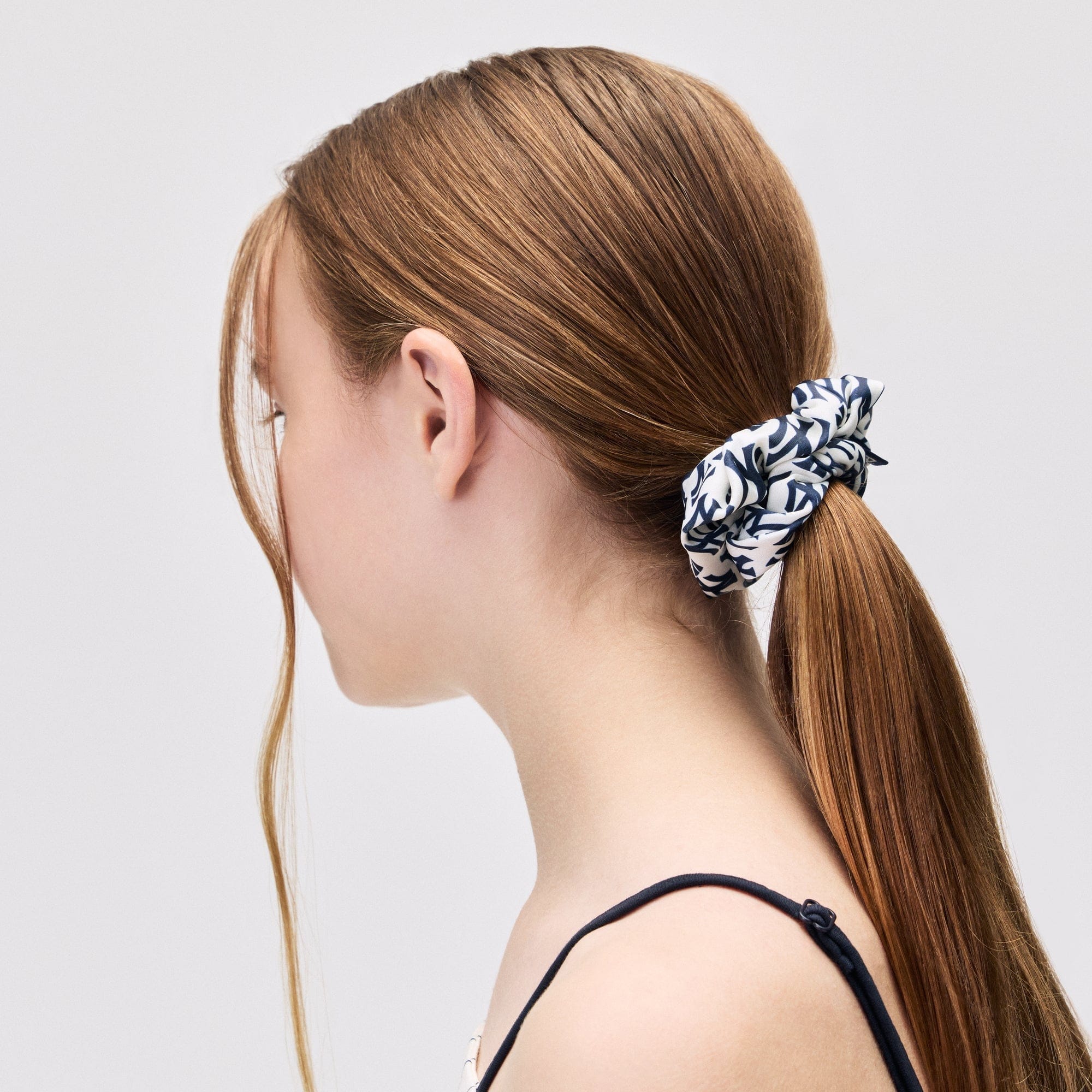 Kith Kids for the New York Yankees All - Over Printed Scrunchie - Silk