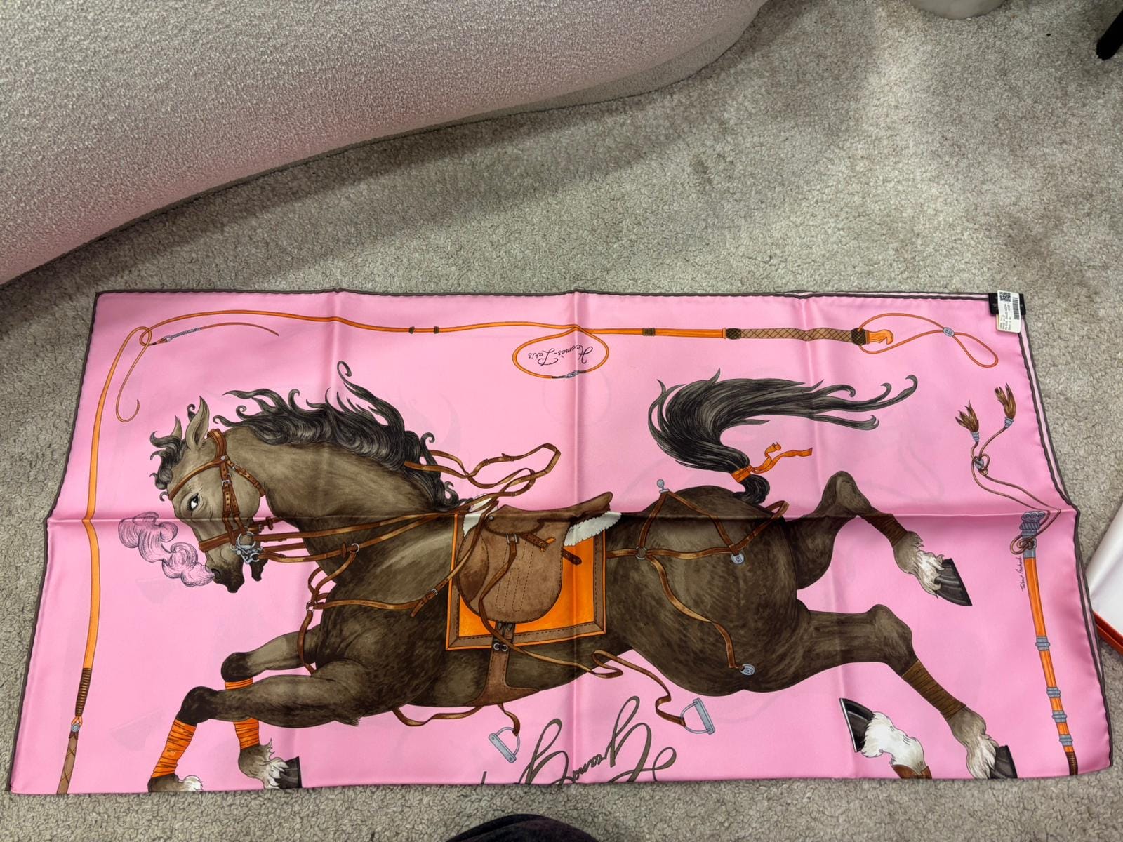 Hermes pink limited edition scarf ALC3833