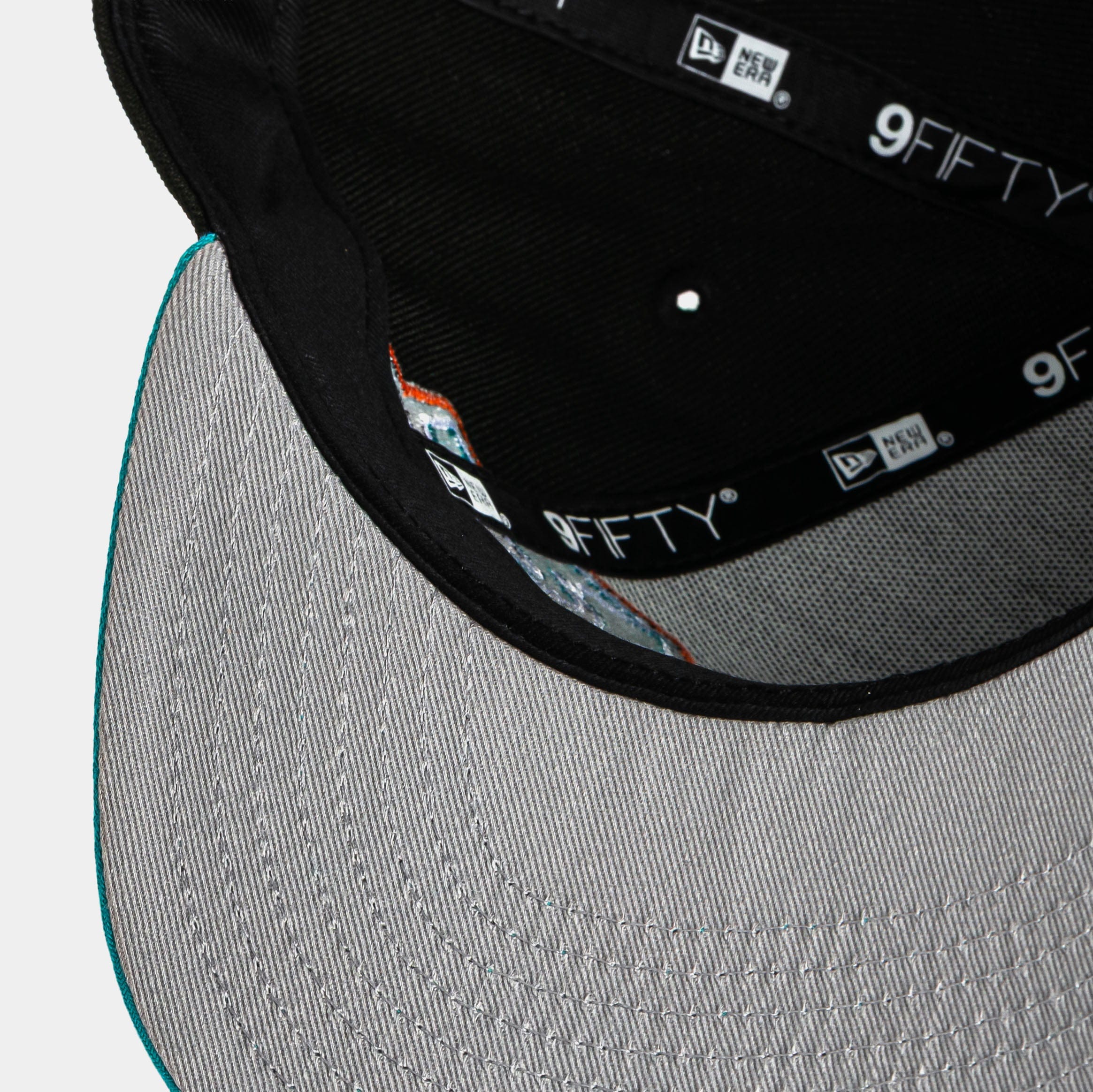NEW ERA Shoe Palace x New Era NFL 90s Graffiti Exclusive Miami Dolphins Snapback Mens Hat (Black/Teal)