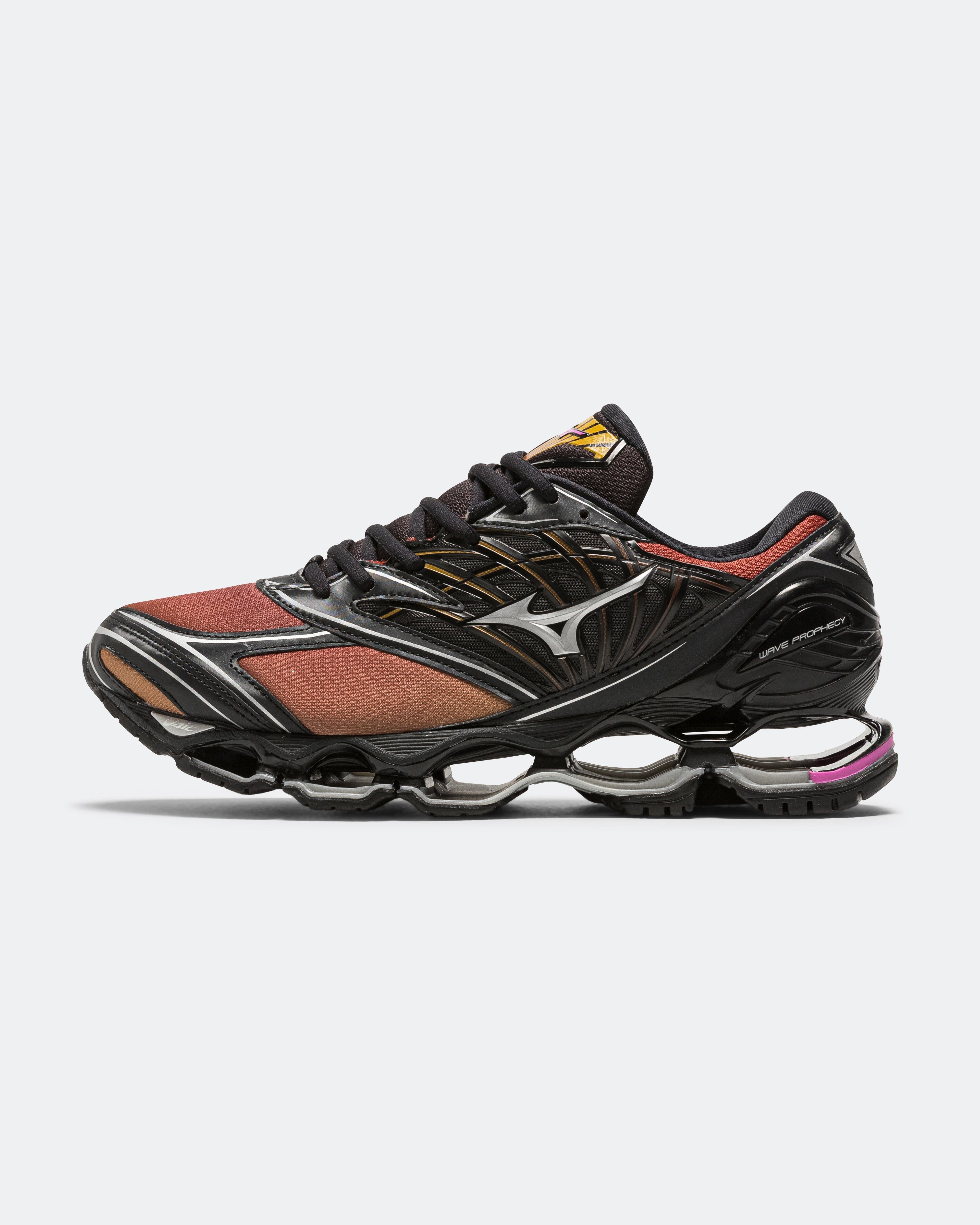 Mizuno Wave Prophecy LS Burning Dust - Harvest Gold/Silver - Black
