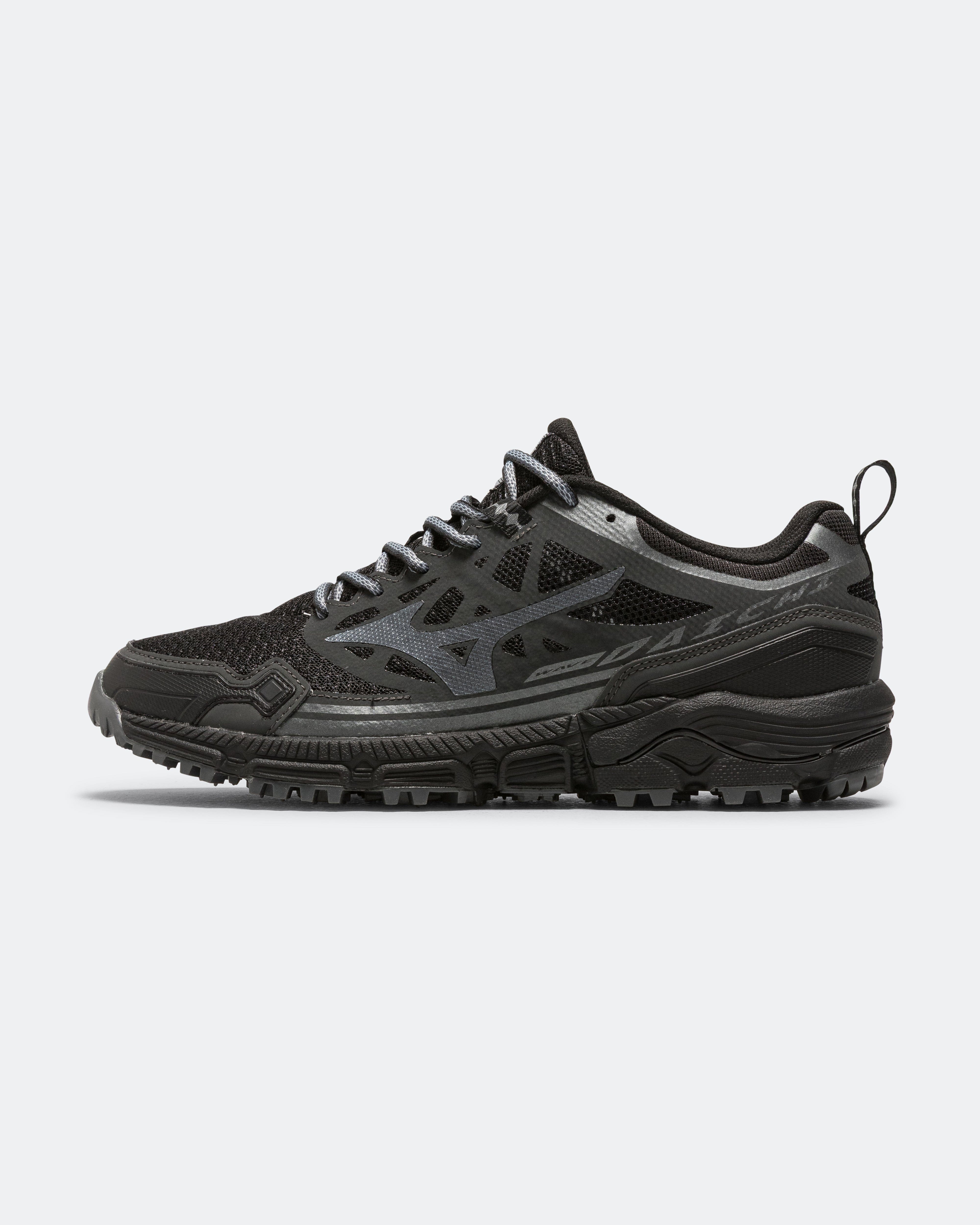 Mizuno Wave Daichi LS - Black/Metallic Gray - Iron Gate