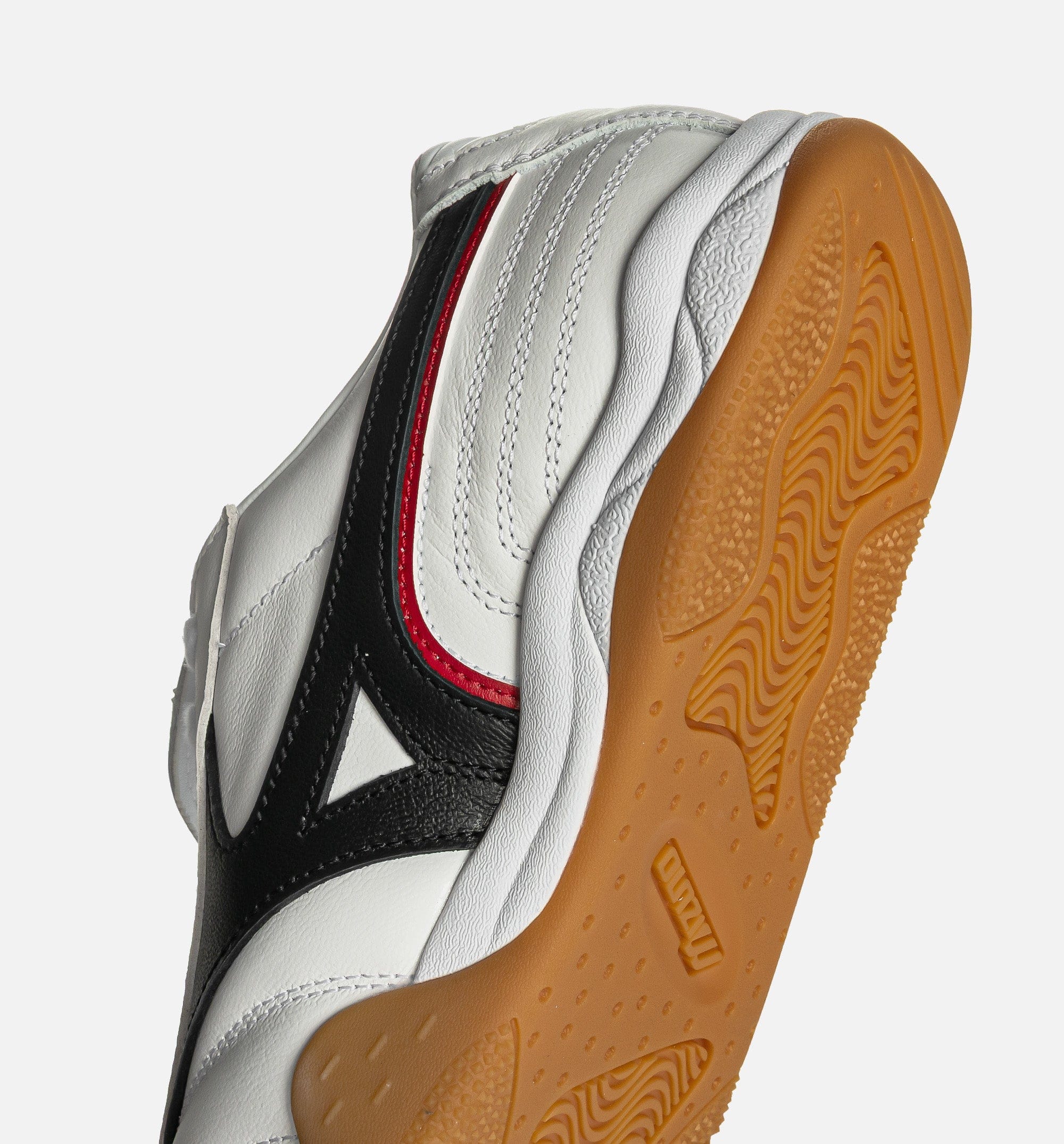 Mizuno Morelia LS OG Mens Lifestyle Shoe - White/Black