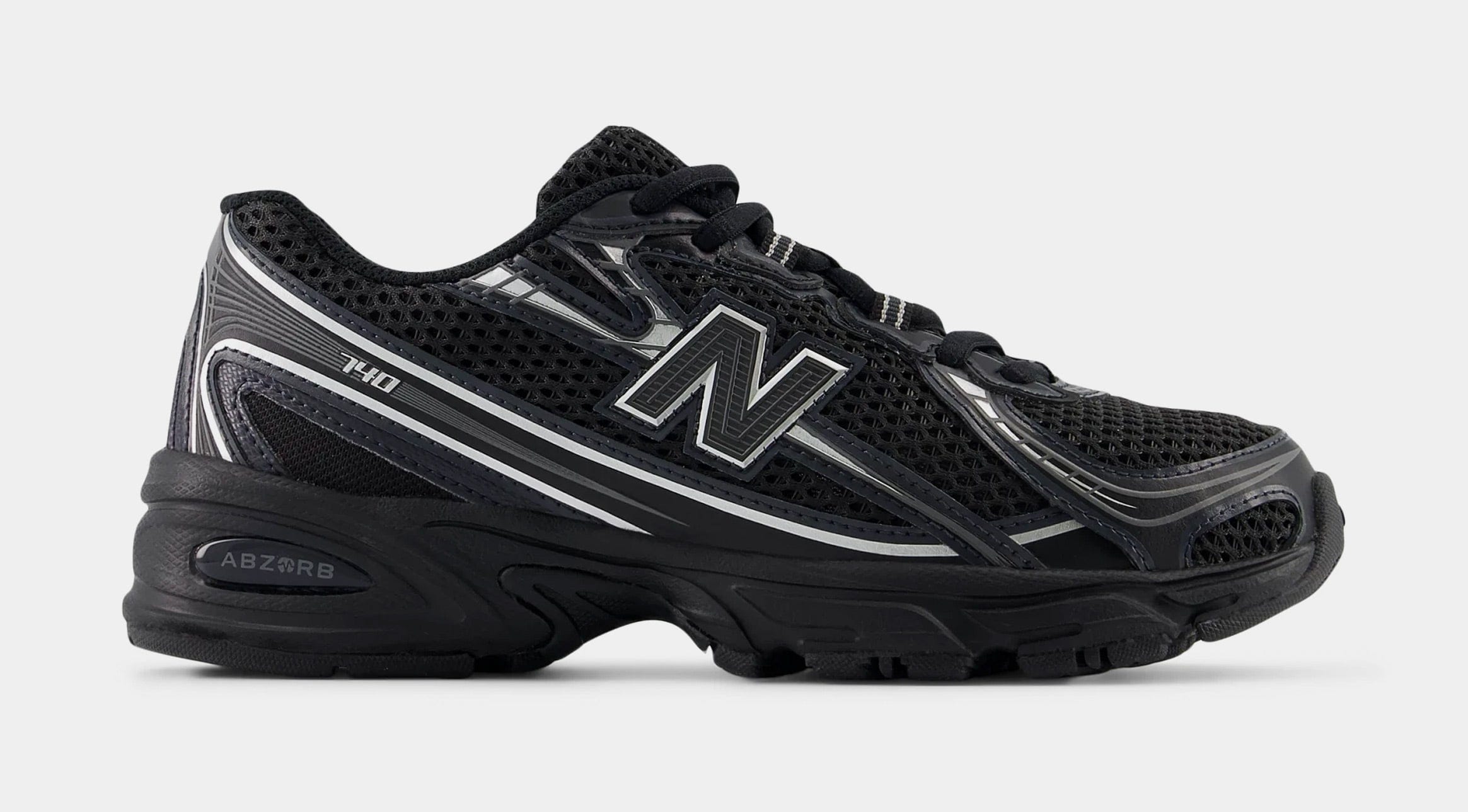 Newbalance 740 Grade School Running Shoes (Black/Silver Metallic)