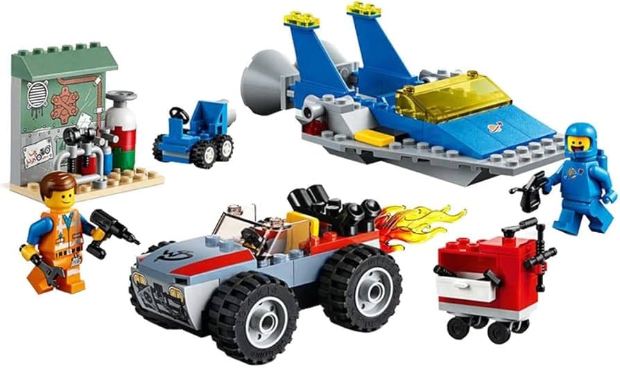 LEGO The Lego Movie 2 Emmet and Benny's Build and Fix Workshop! 70821