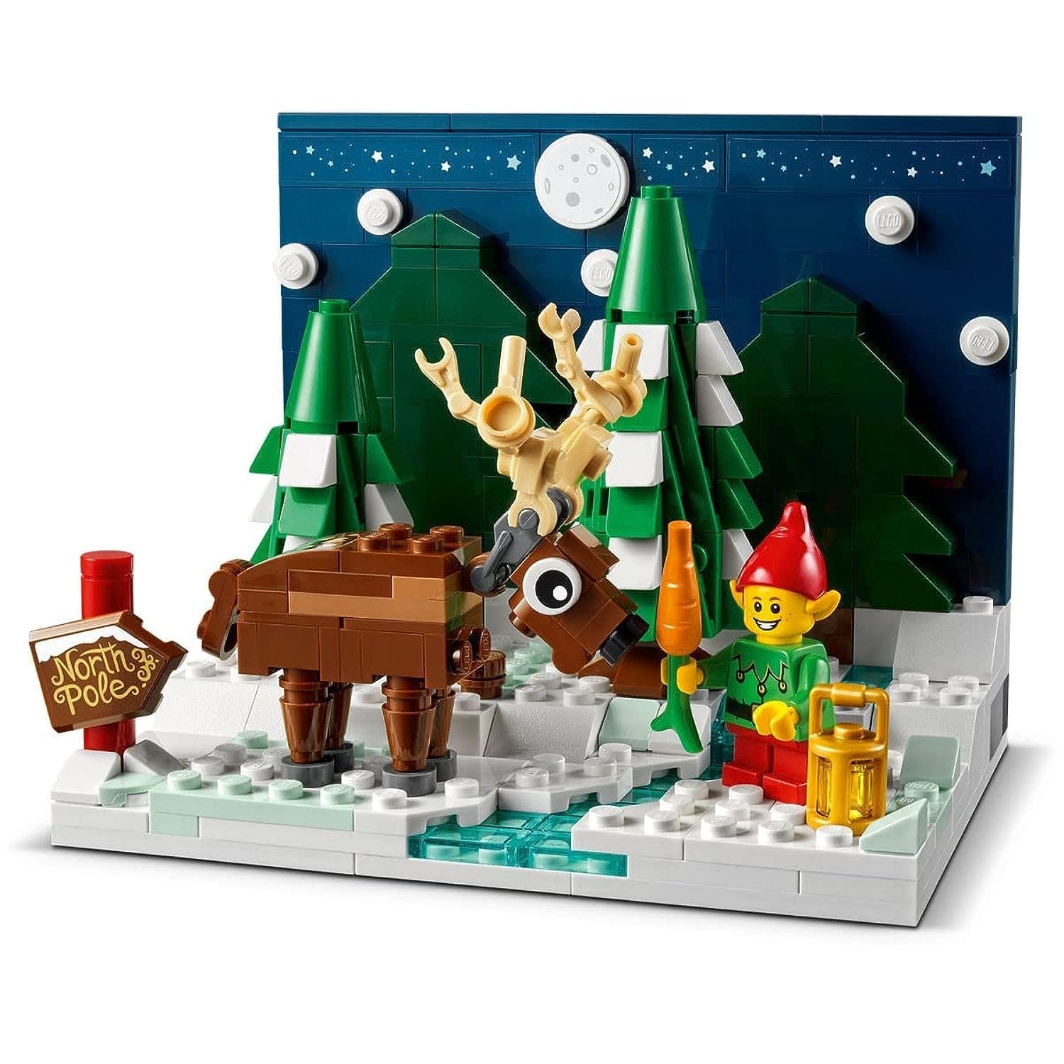 LEGO Christmas Santa's Front Yard 40484