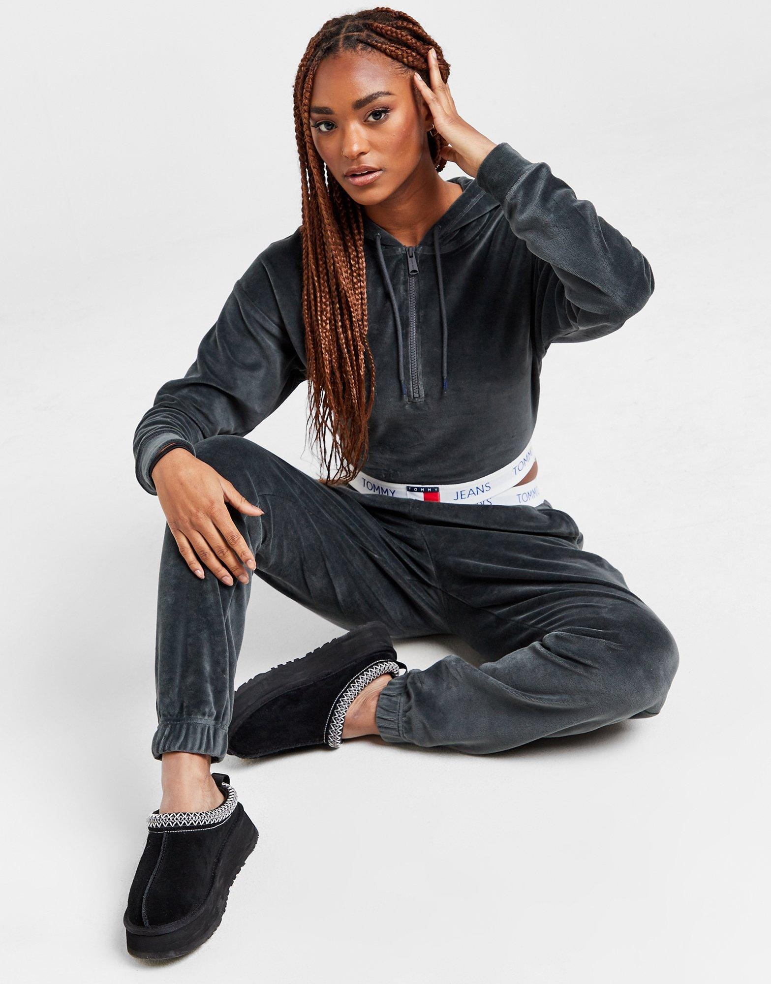 Tommy Hilfiger Velour Crop Hoodie