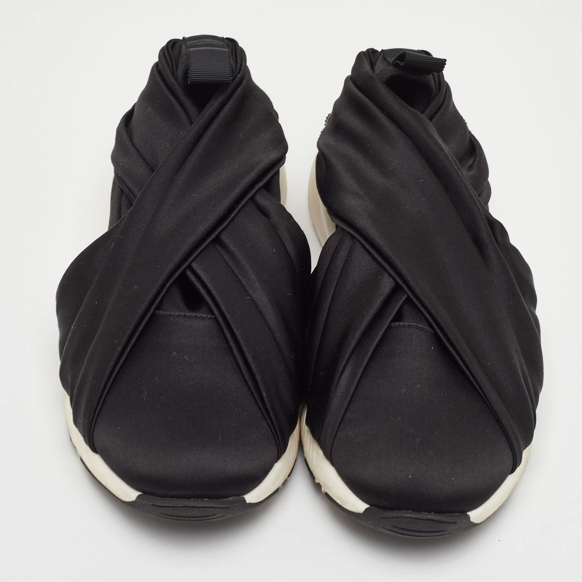 SLIP Size 35 Black Satin Slip On Sneakers