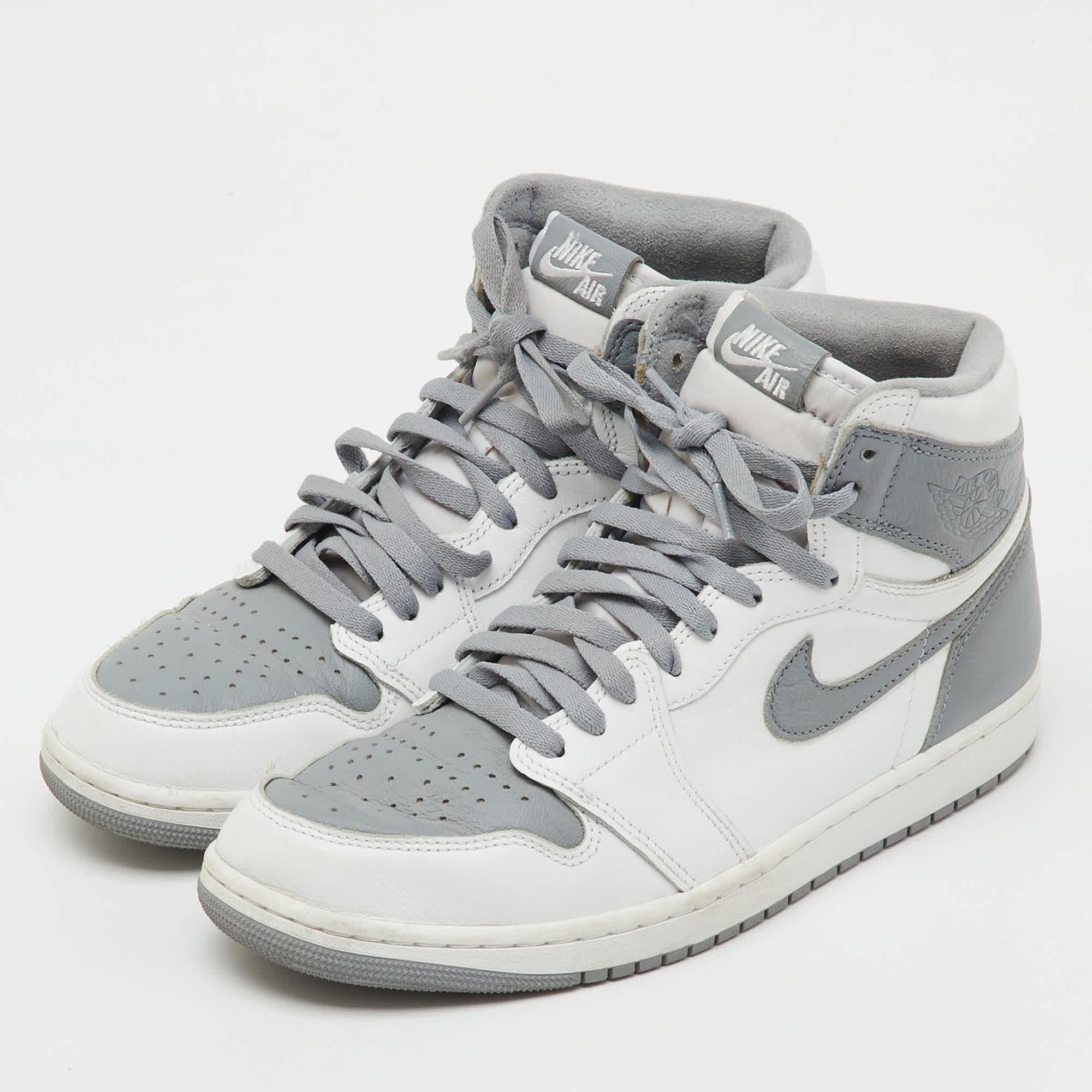 JORDAN 1 Air Jordans White/grey Leather Jordan 1 Retro High Og Stealth Sneakers