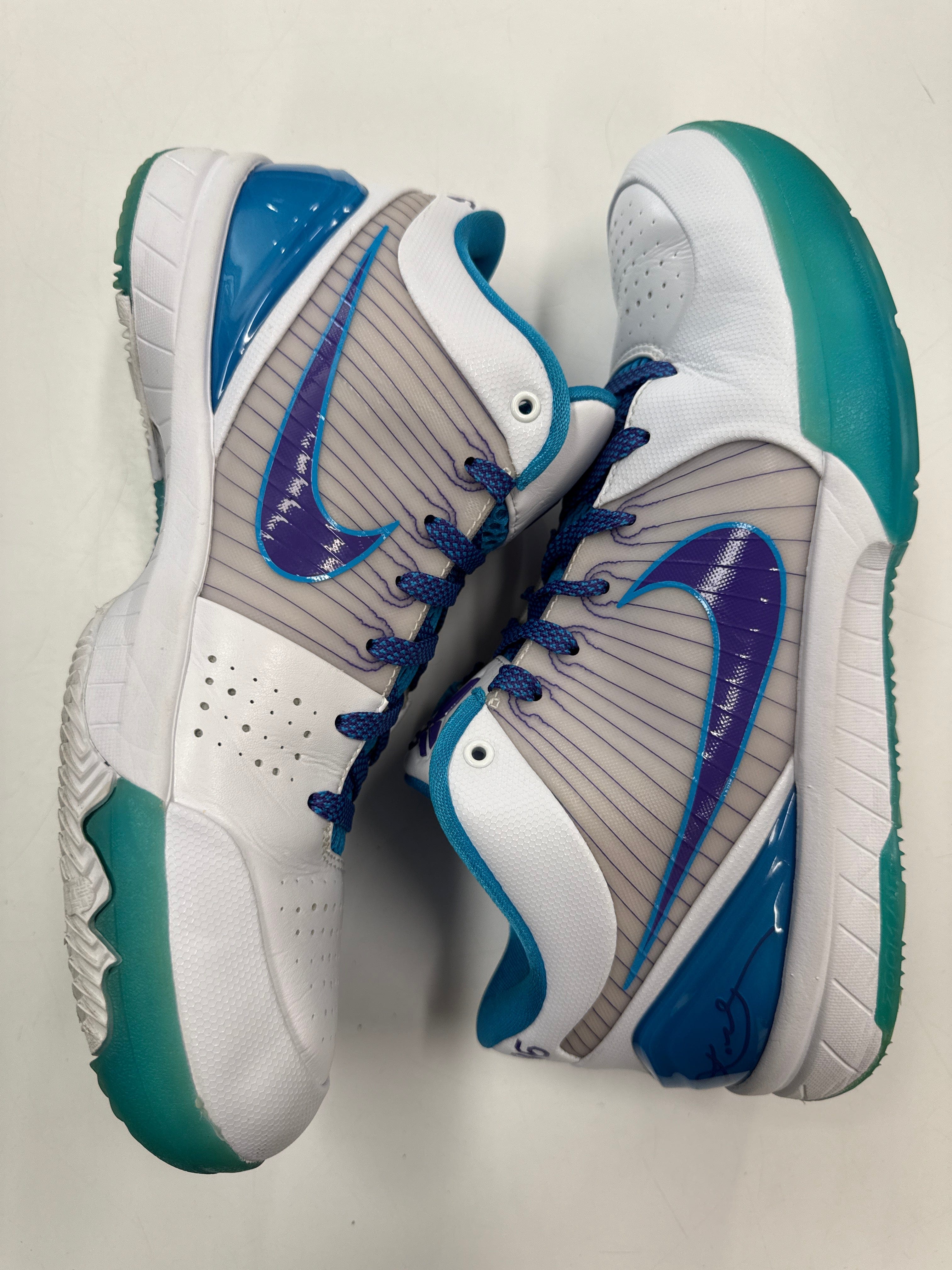 Sole Supremacy KOBE 4 PROTRO DRAFT DAY HORNETS - SIZE 9.5 (WORN)