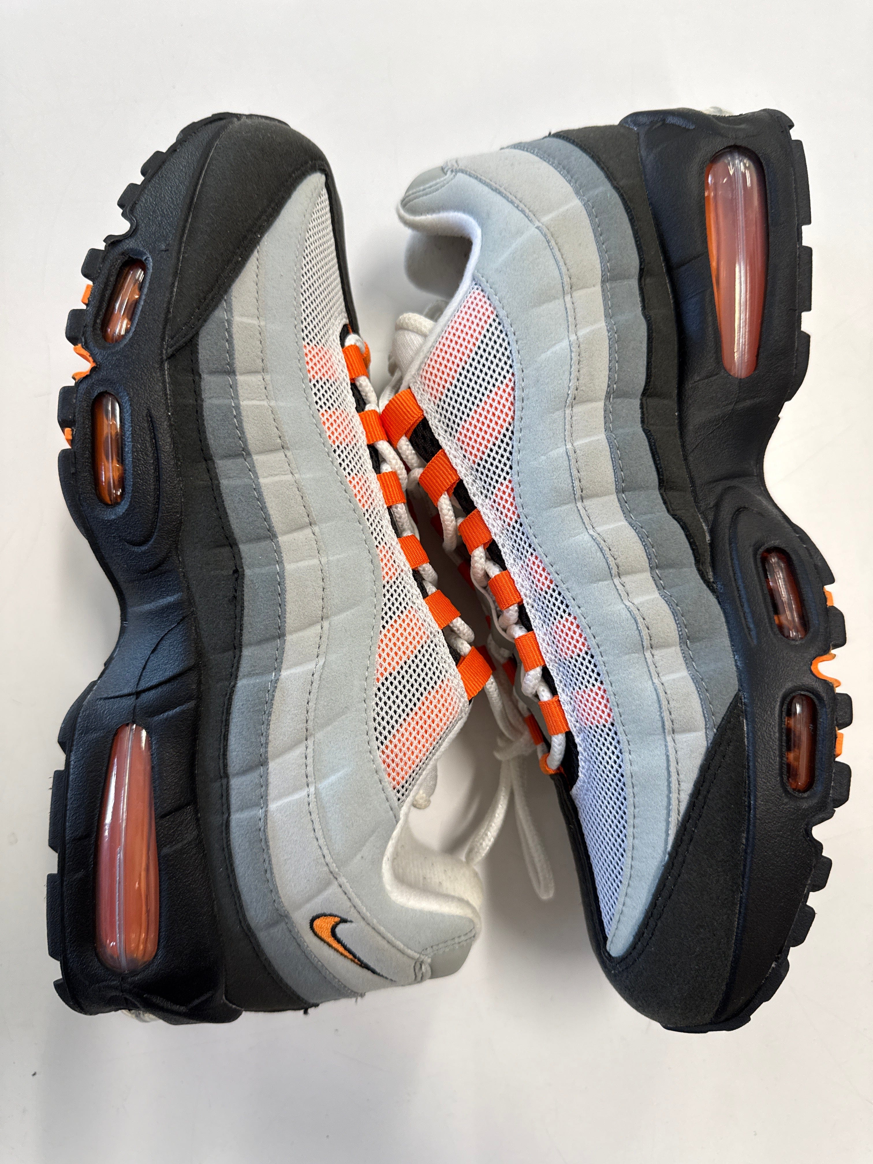 AIR MAX 95 OG BIG BUBBLE BRIGHT MANDARIN 2025 - SIZE 9 (WORN)