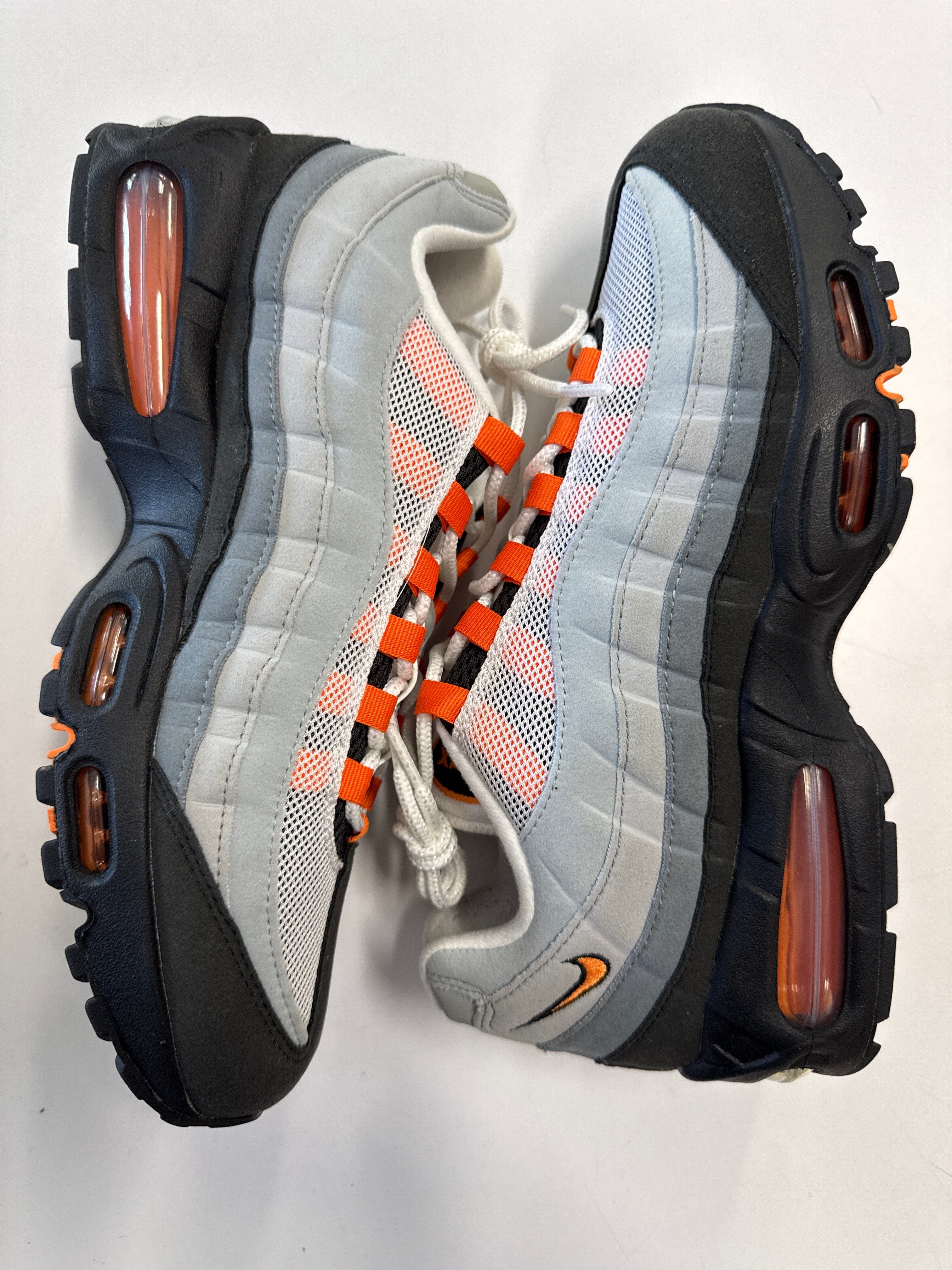 AIR MAX 95 OG BIG BUBBLE BRIGHT MANDARIN 2025 - SIZE 9 (WORN)