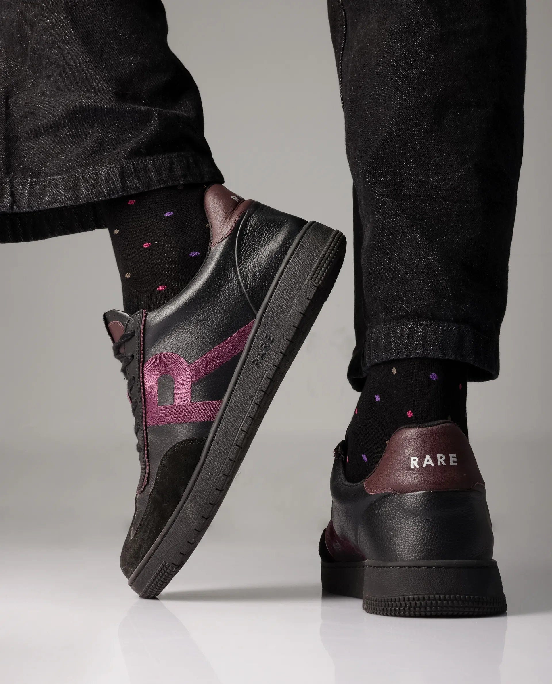 RAREZ Rare Rabbit Men Hem Black Lace - Up Genuine Leather Signature Hem Branding Low - Top Sneaker Shoes