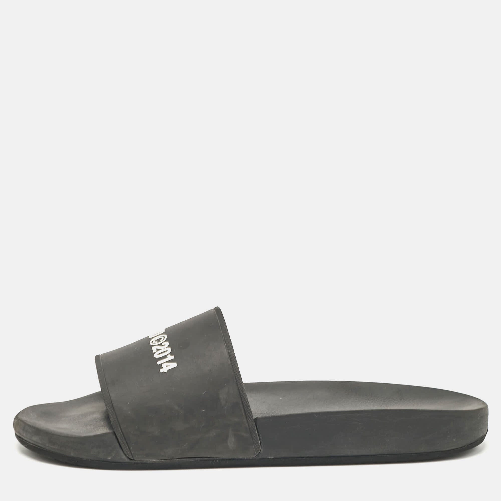 Axel Arigato Black Rubber Pool Slides