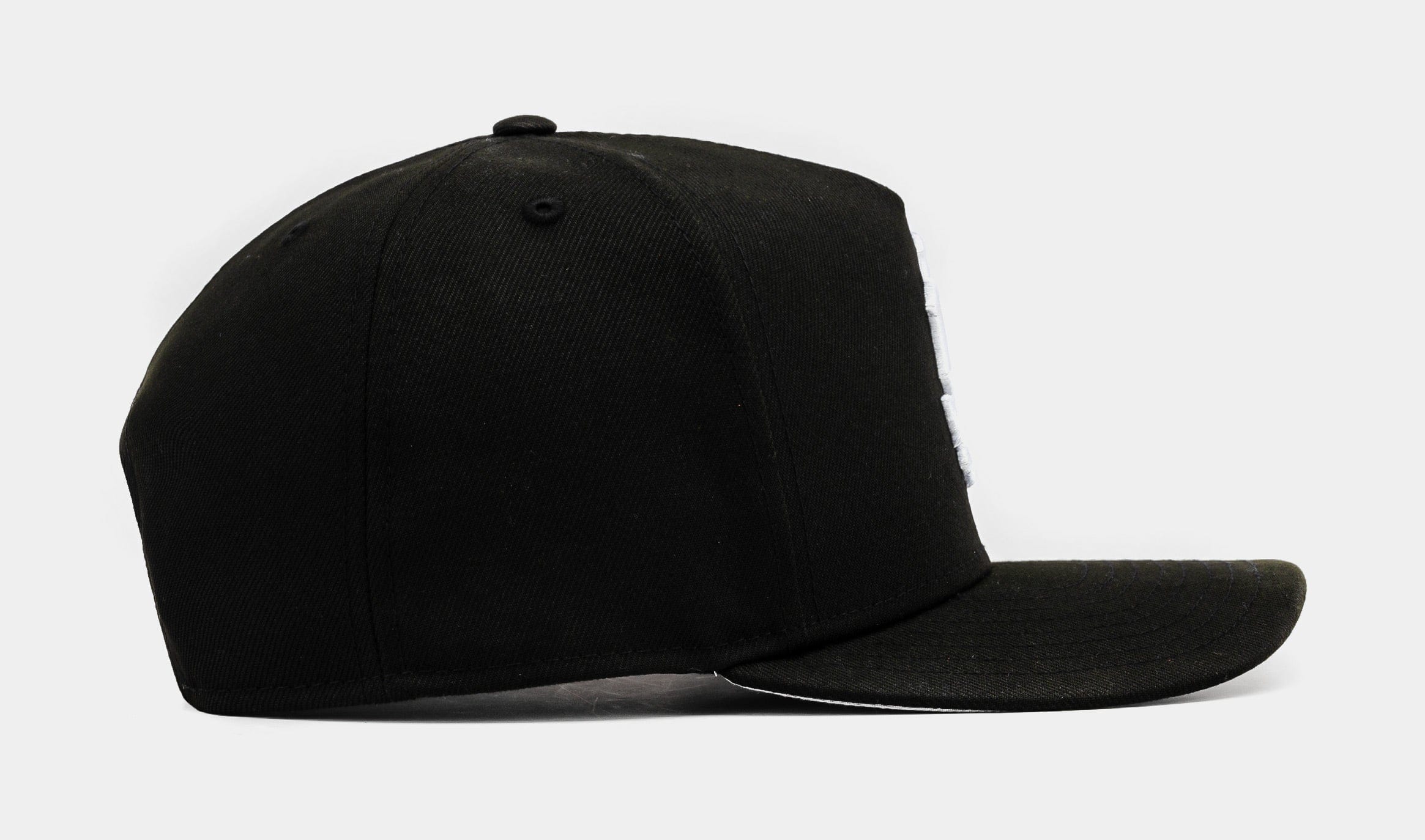 NEW ERA Shoe Palace Exclusive San Francisco Giants Upside Down 950AF Curve Snapback Mens Hat (Black/White)