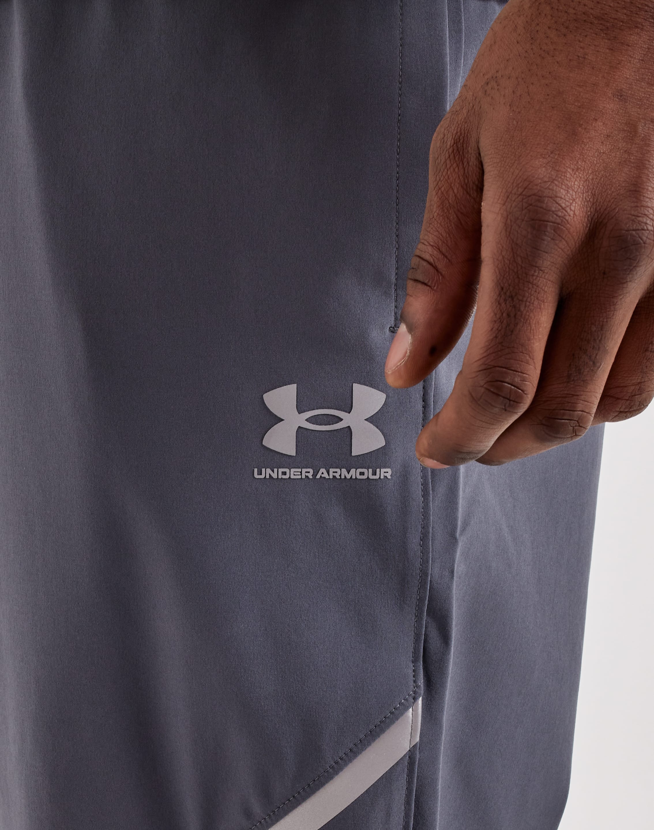 Under Armour Vibe Woven Reflective Joggers