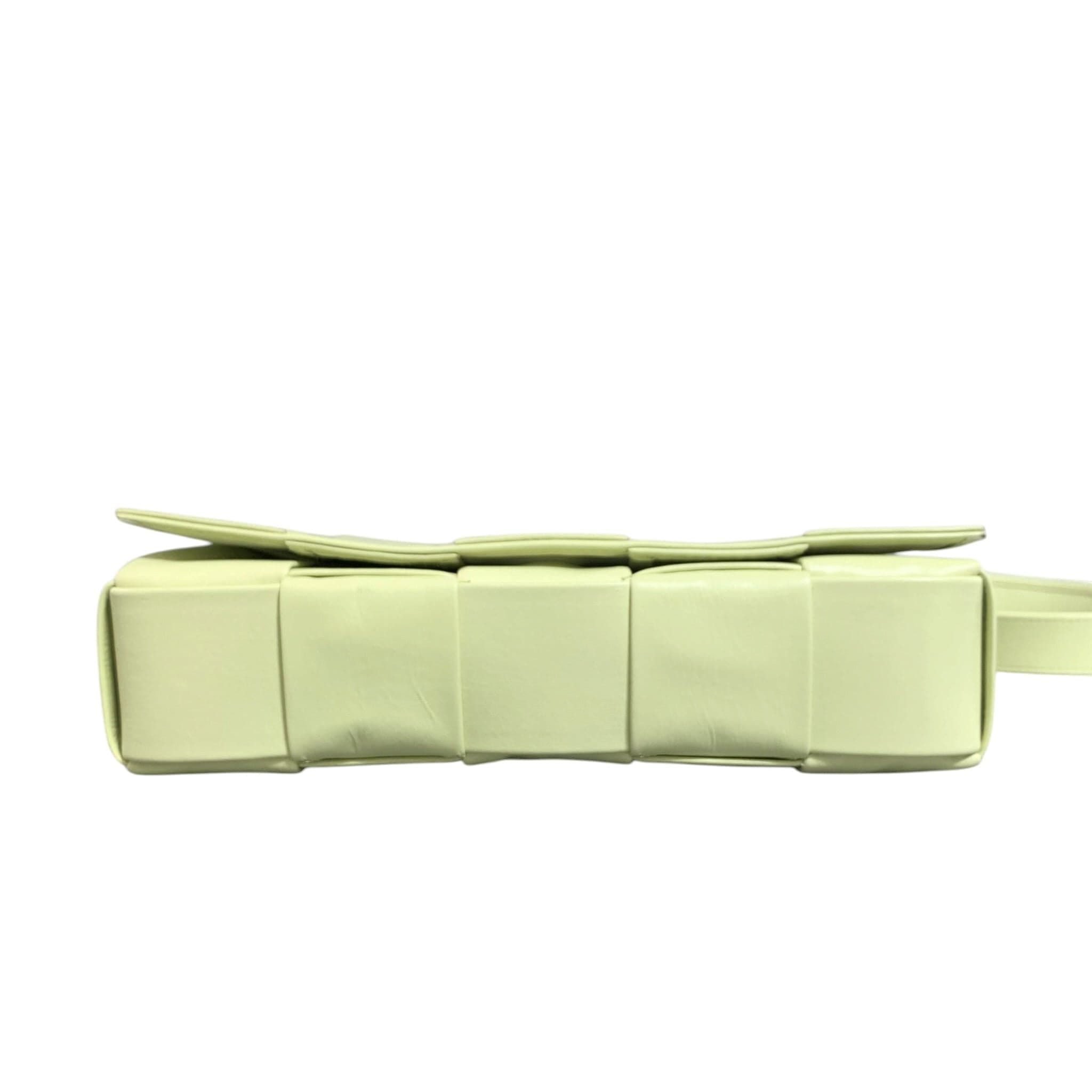 Bottega Venetta Bottega Veneta Cassette Classic in Kiwi Yellow