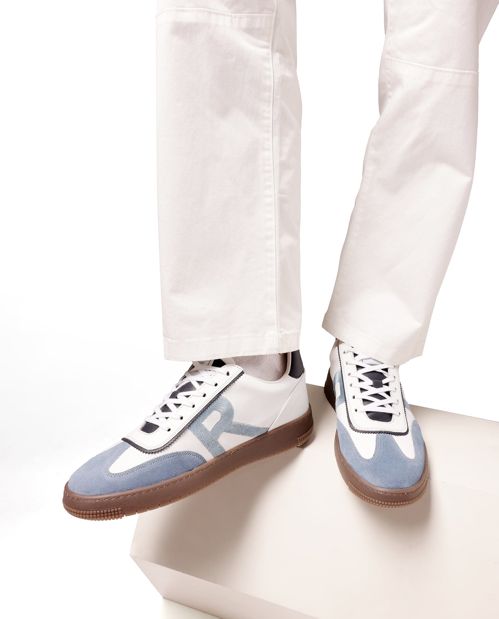 RAREZ Rare Rabbit Men Hem White Lace - Up Genuine Leather Signature Hem Branding Low - Top Sneaker Shoes