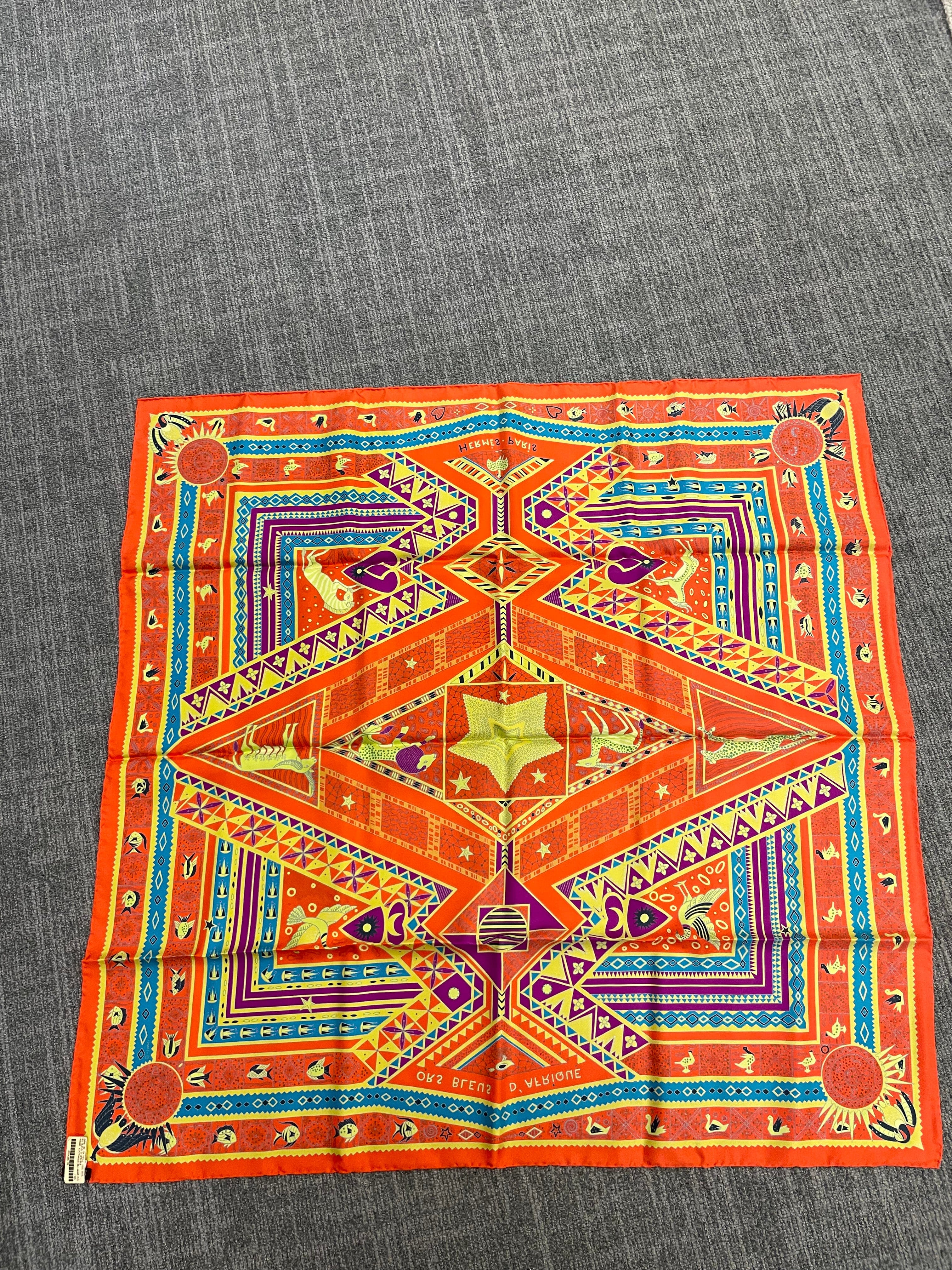 Hermès Silk 90 - 37 – Geometric Labyrinth in Amber, Violet, and Tangerine ALC3518