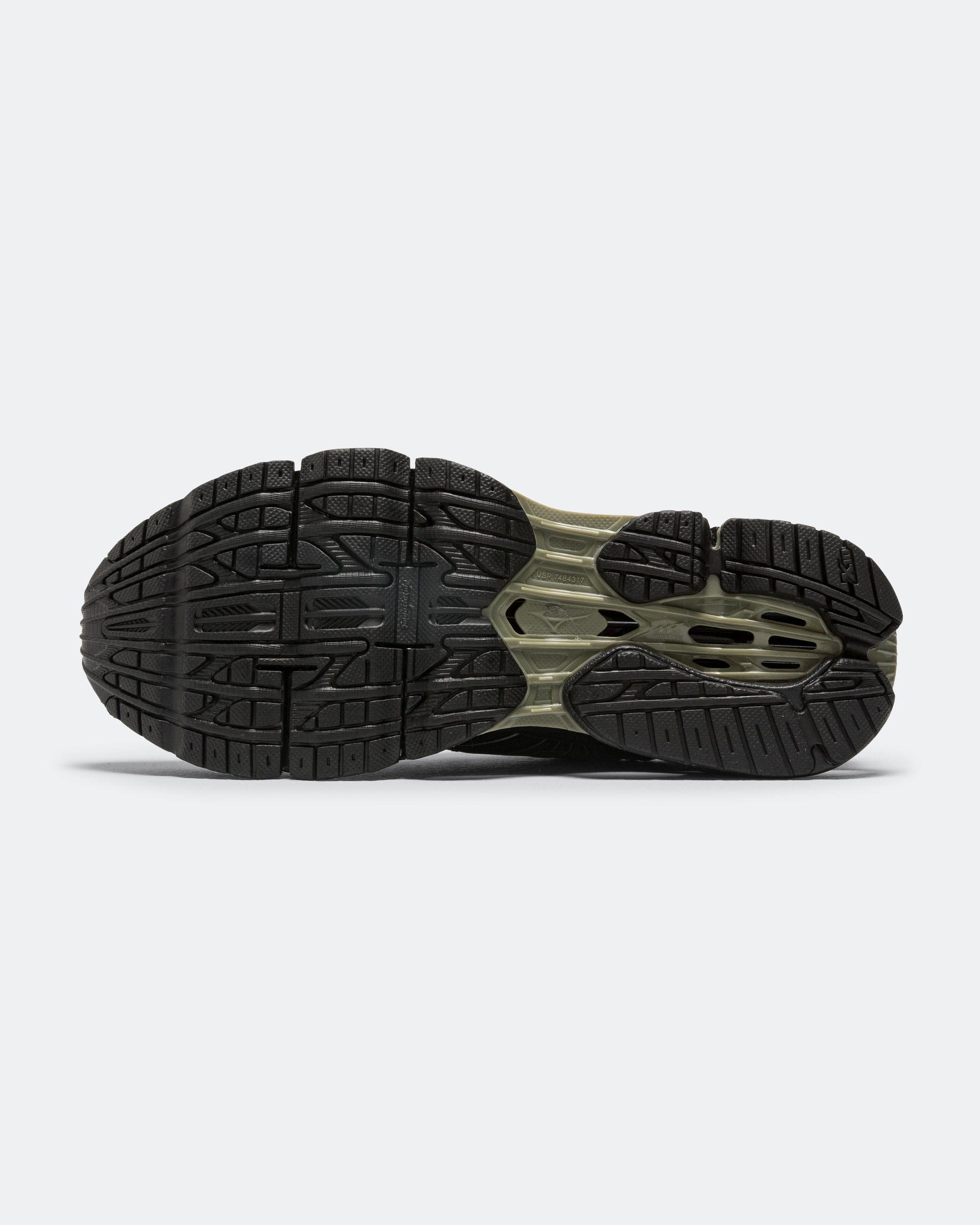 Mizuno Wave Prophecy LS x Maharishi - Black/Deep Green
