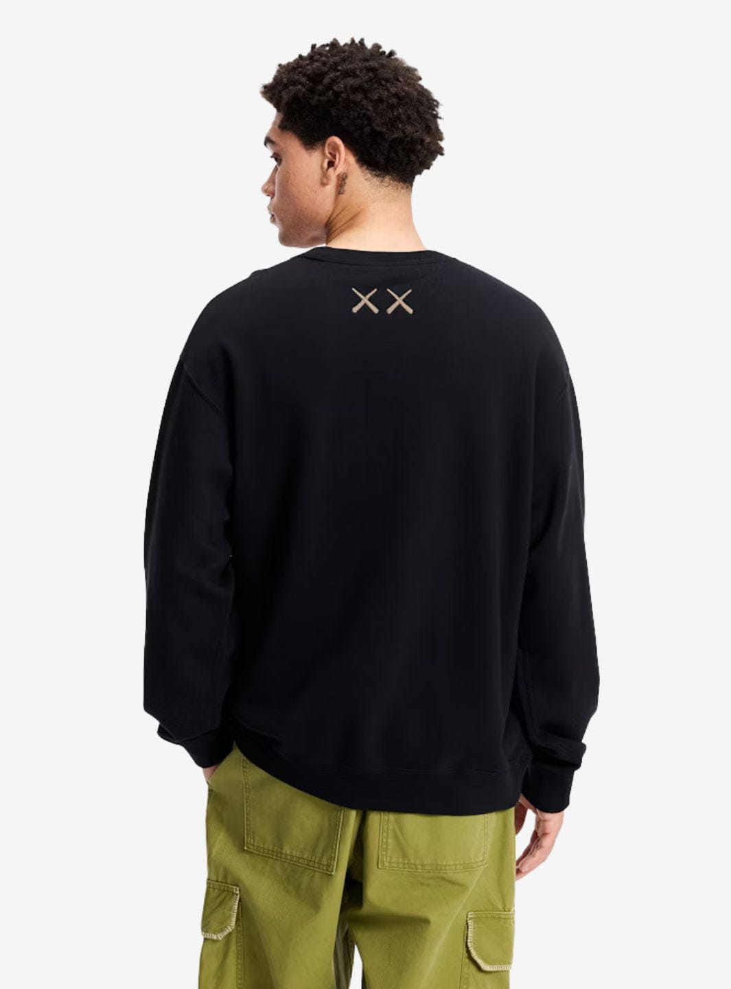 KAWS x Uniqlo Longsleeve Sweatshirt Black
