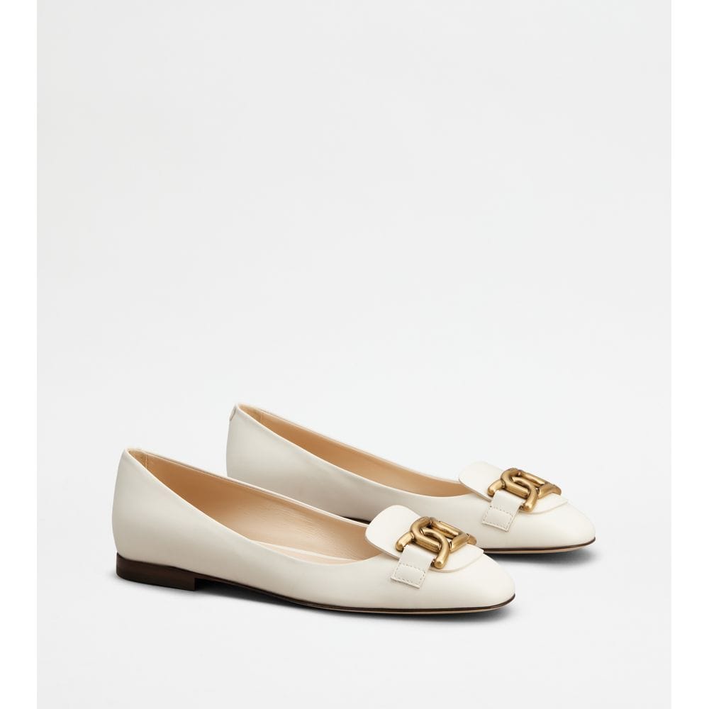 Tod's Tods Kate Ballerinas In Leather Off White Womens