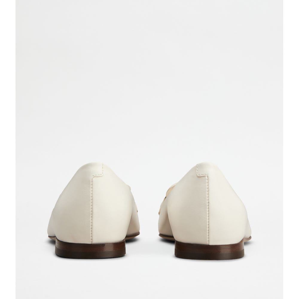 Tod's Tods Kate Ballerinas In Leather Off White Womens