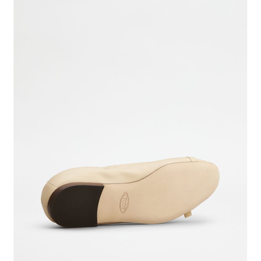 Tod's Tods Ballerinas In Leather Beige Womens