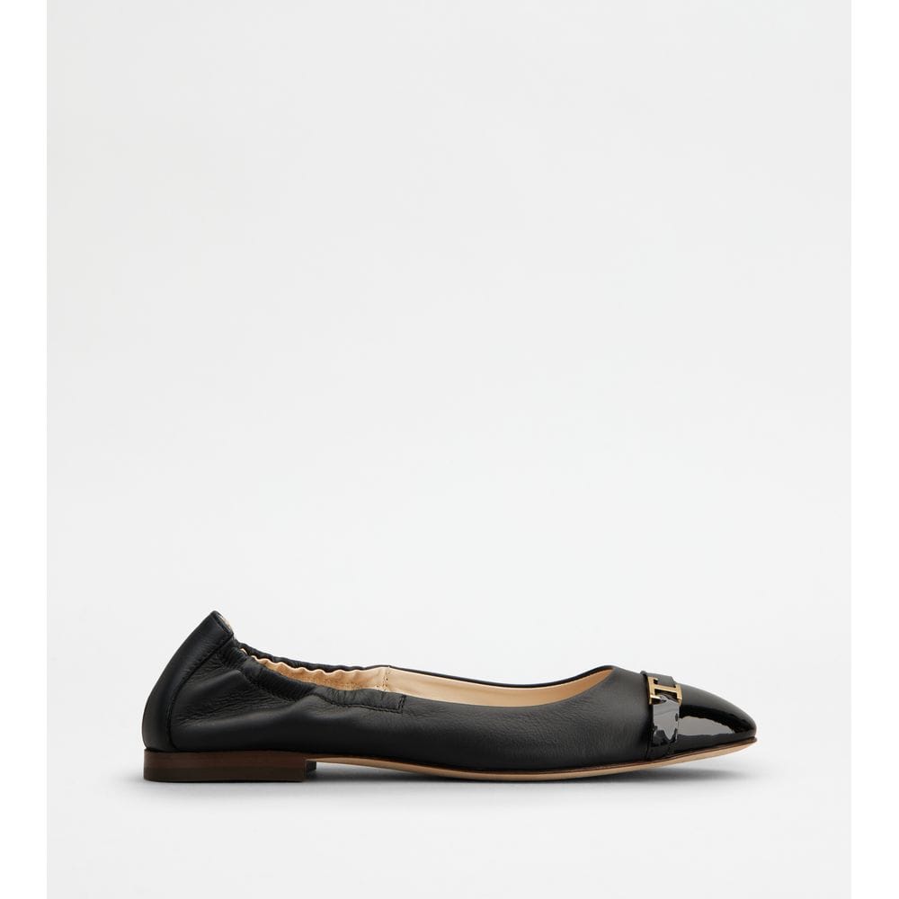Tod's Tods Ballerinas In Leather Black Womens