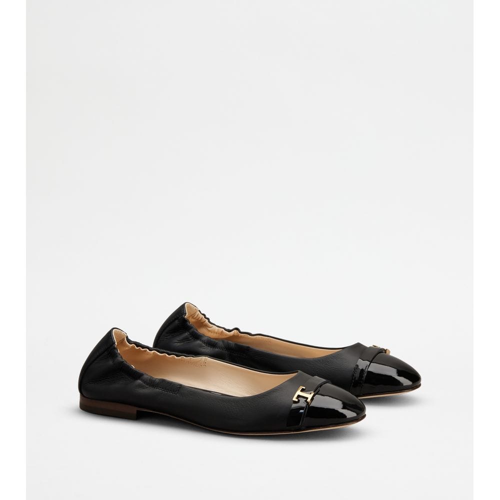 Tod's Tods Ballerinas In Leather Black Womens