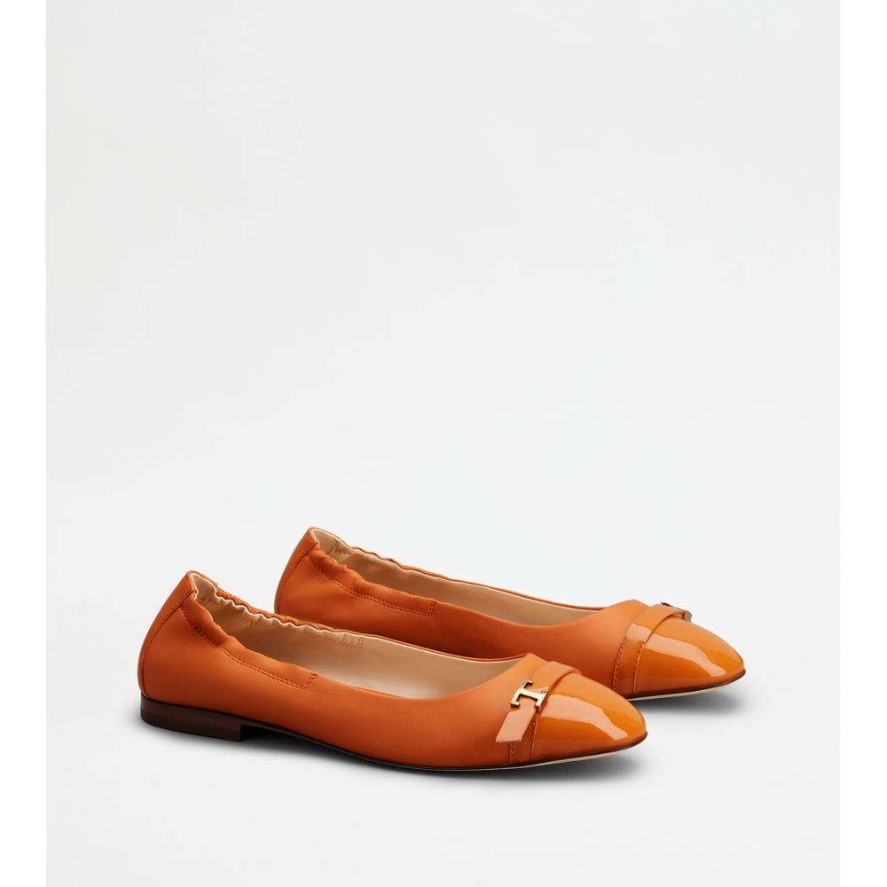 Tod's Tods Ballerinas In Leather Brown Womens