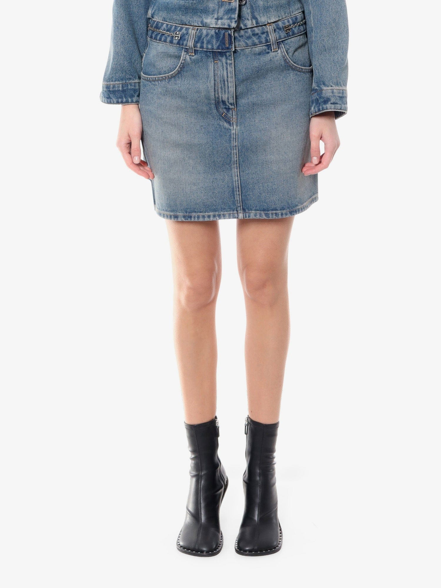 Givenchy Denim skirt with 4 g chain