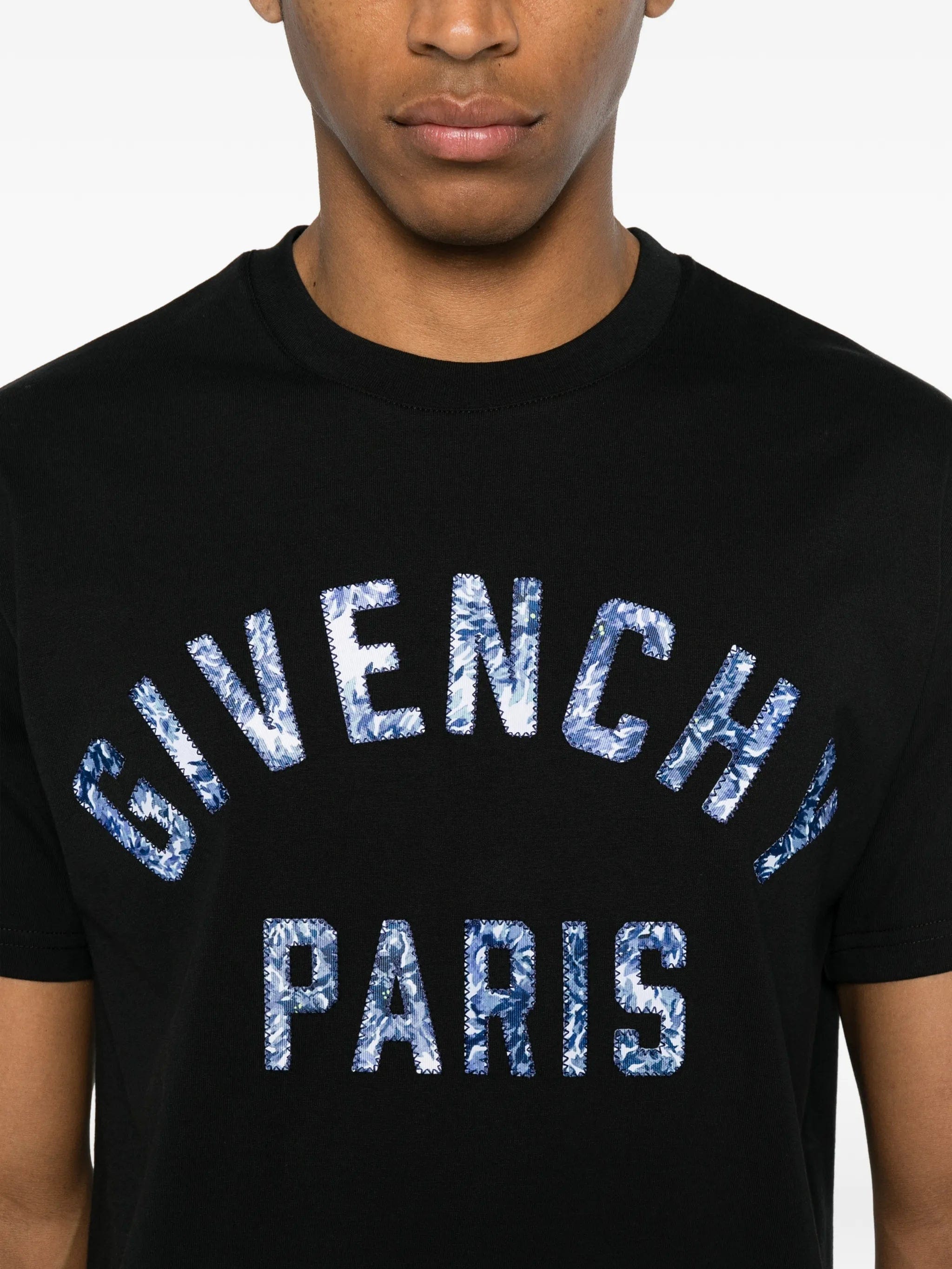 Givenchy logo - appliqué T - shirt