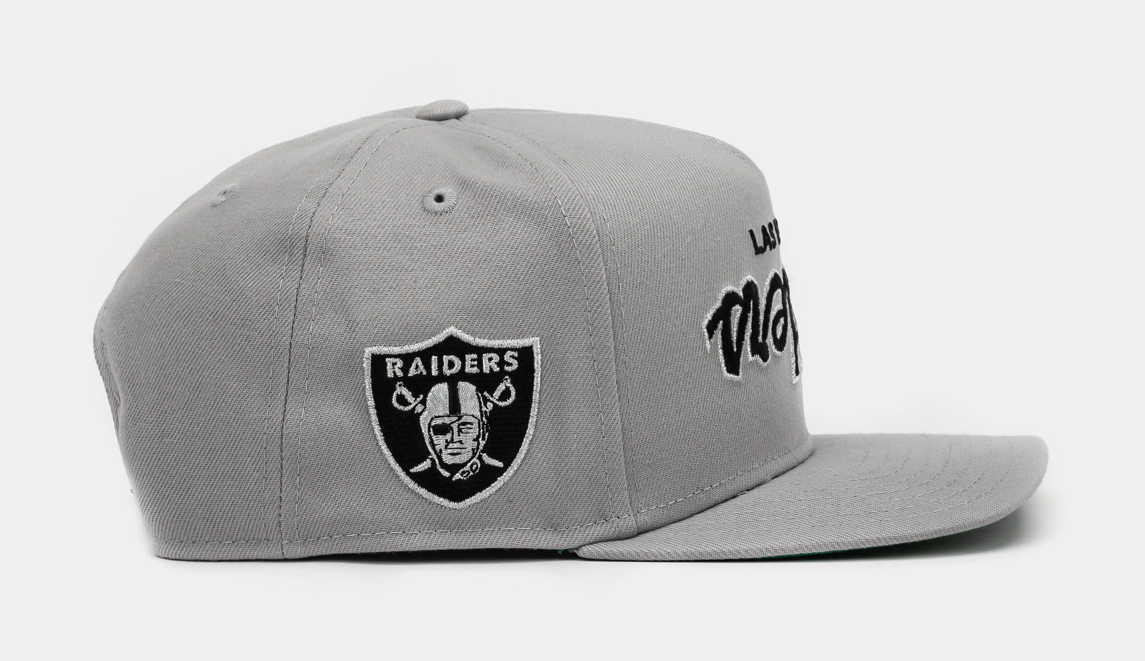 NEW ERA Shoe Palace Exclusive Las Vegas Raiders Upside Down 950AF Snapback Mens Hat (Grey/Black/White)