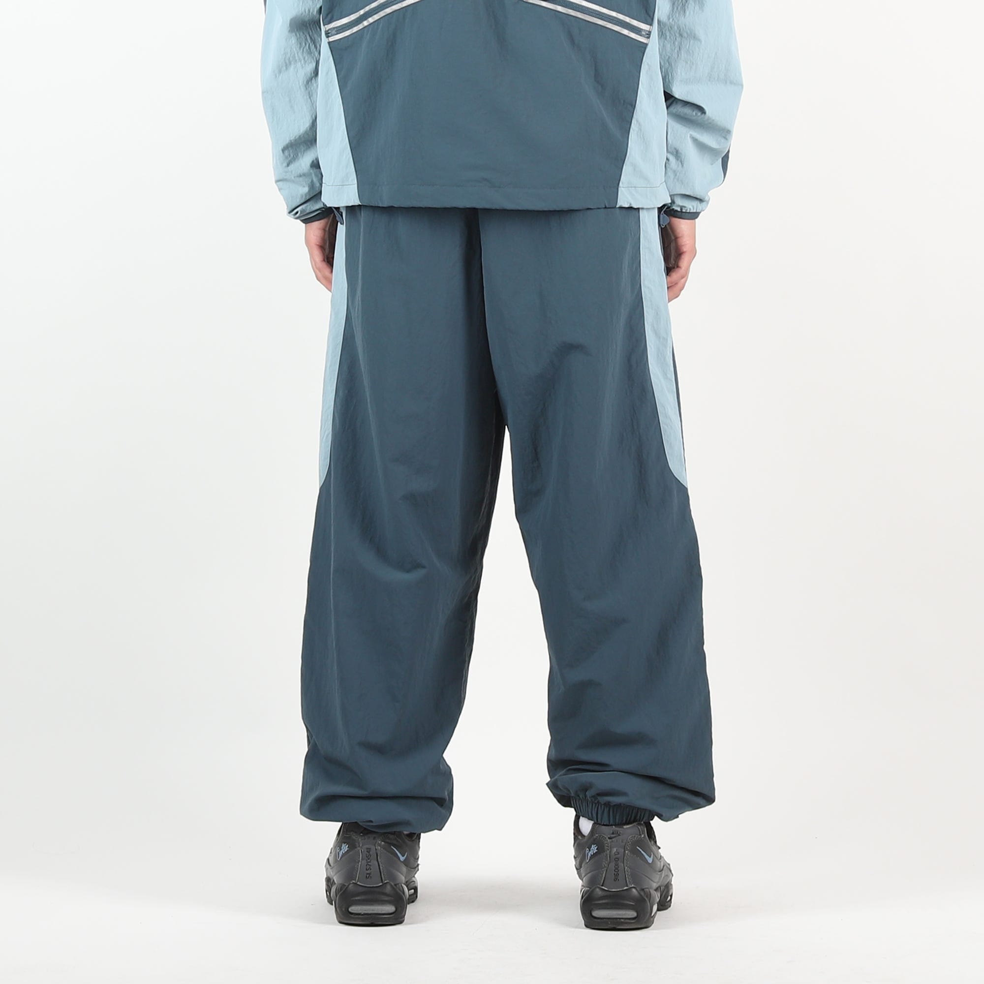 Palace RACK 25 SHELL JOGGER