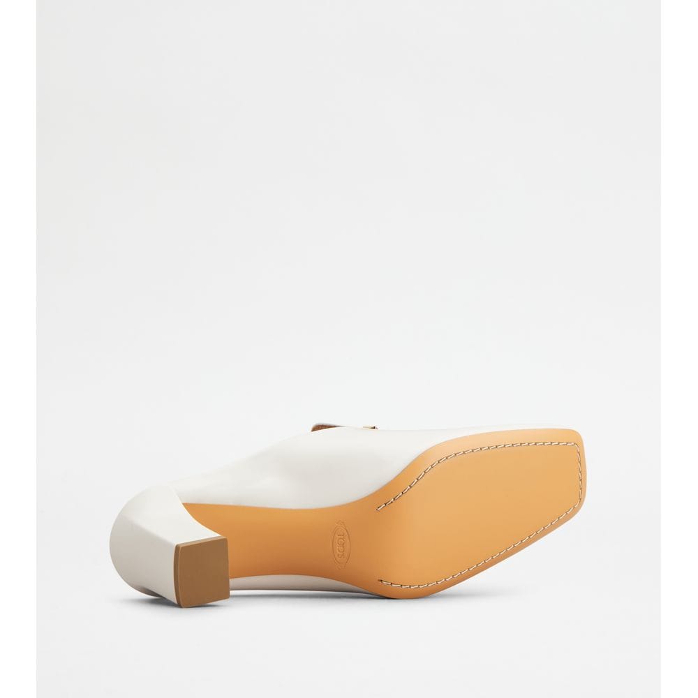 Tod's Tods Mules In Leather White Womens