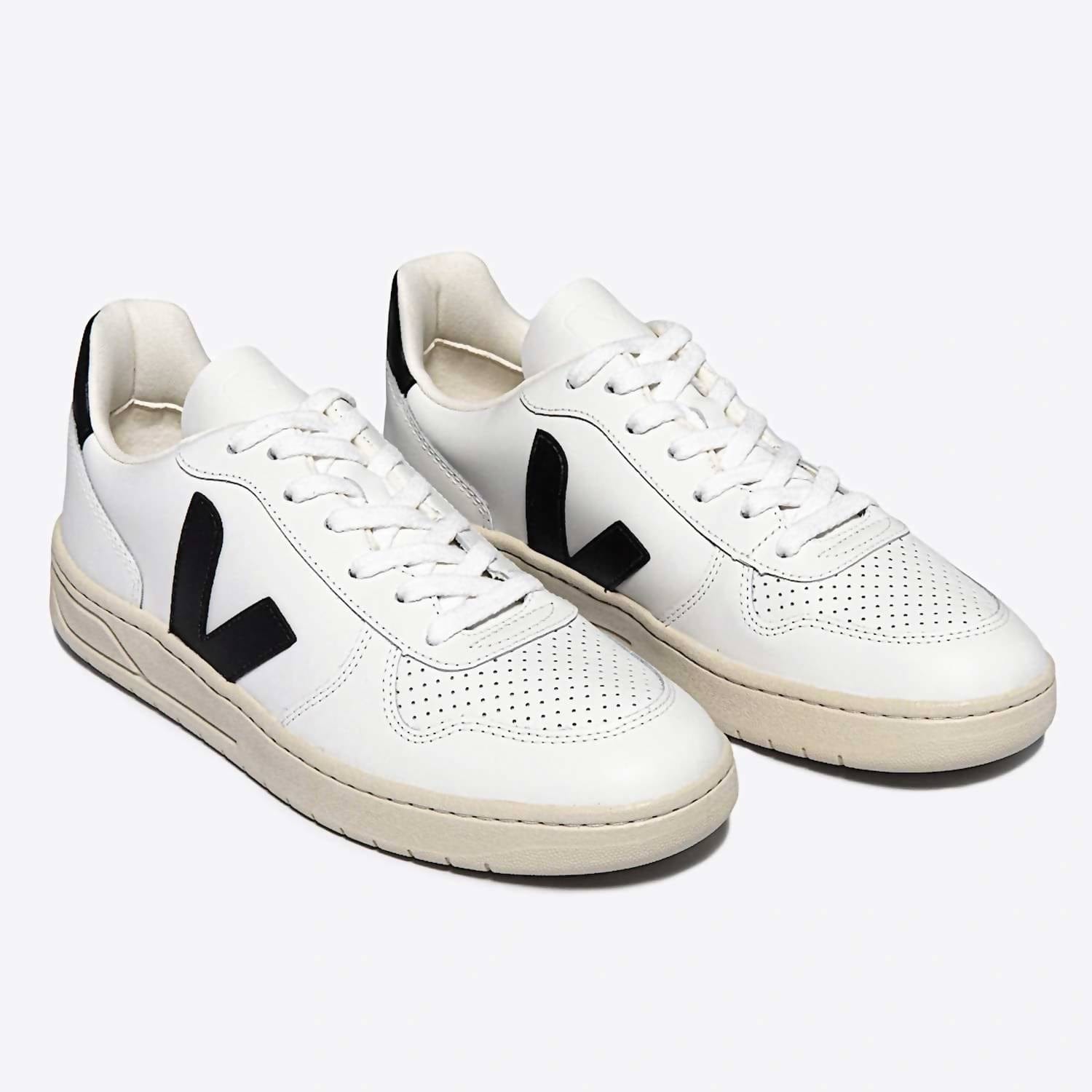 WHITE* Men's V - 10 Leather Sneakers In White/black