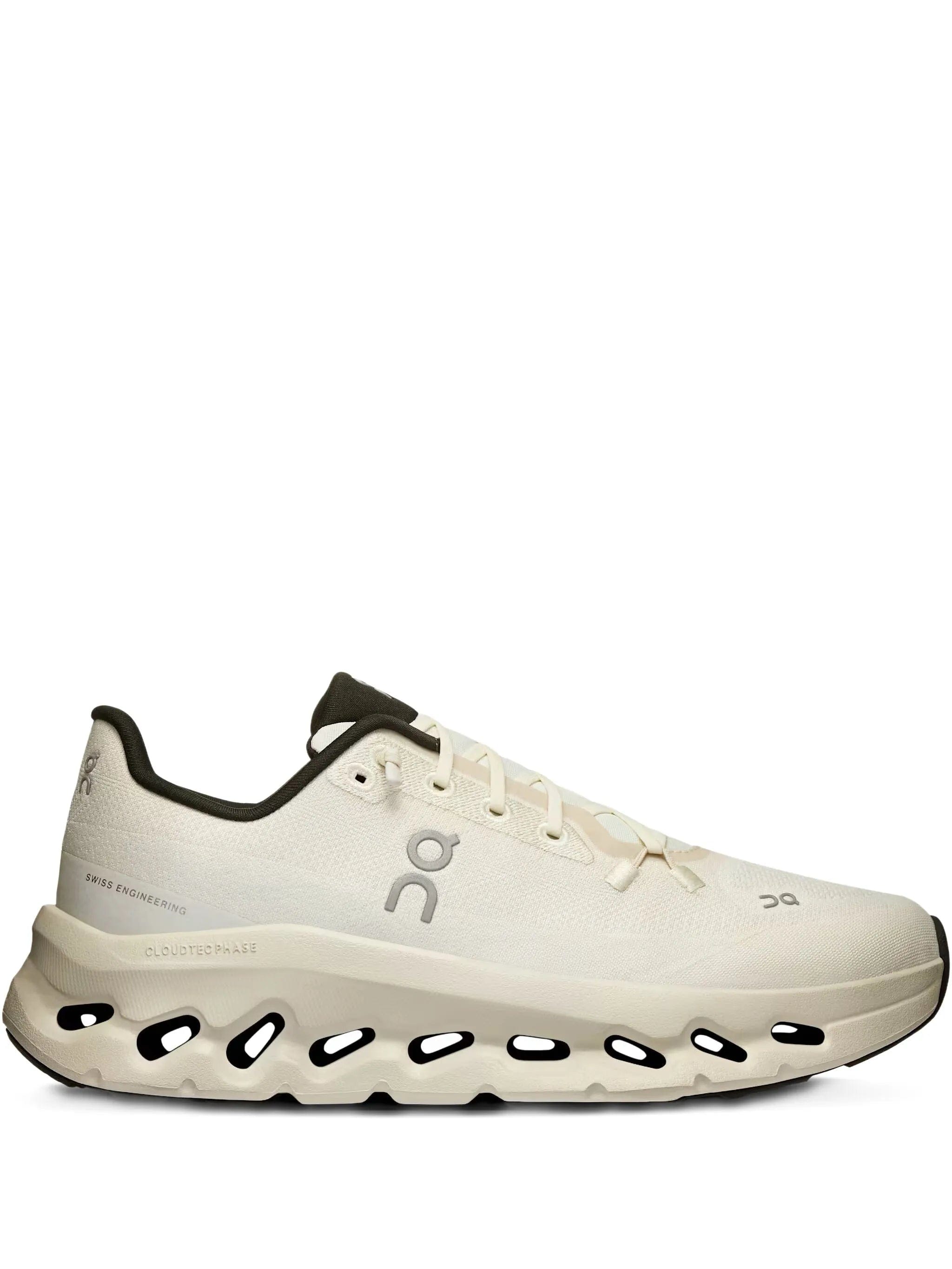 Pearl Cloudtilt Pearl/Ice sneakers