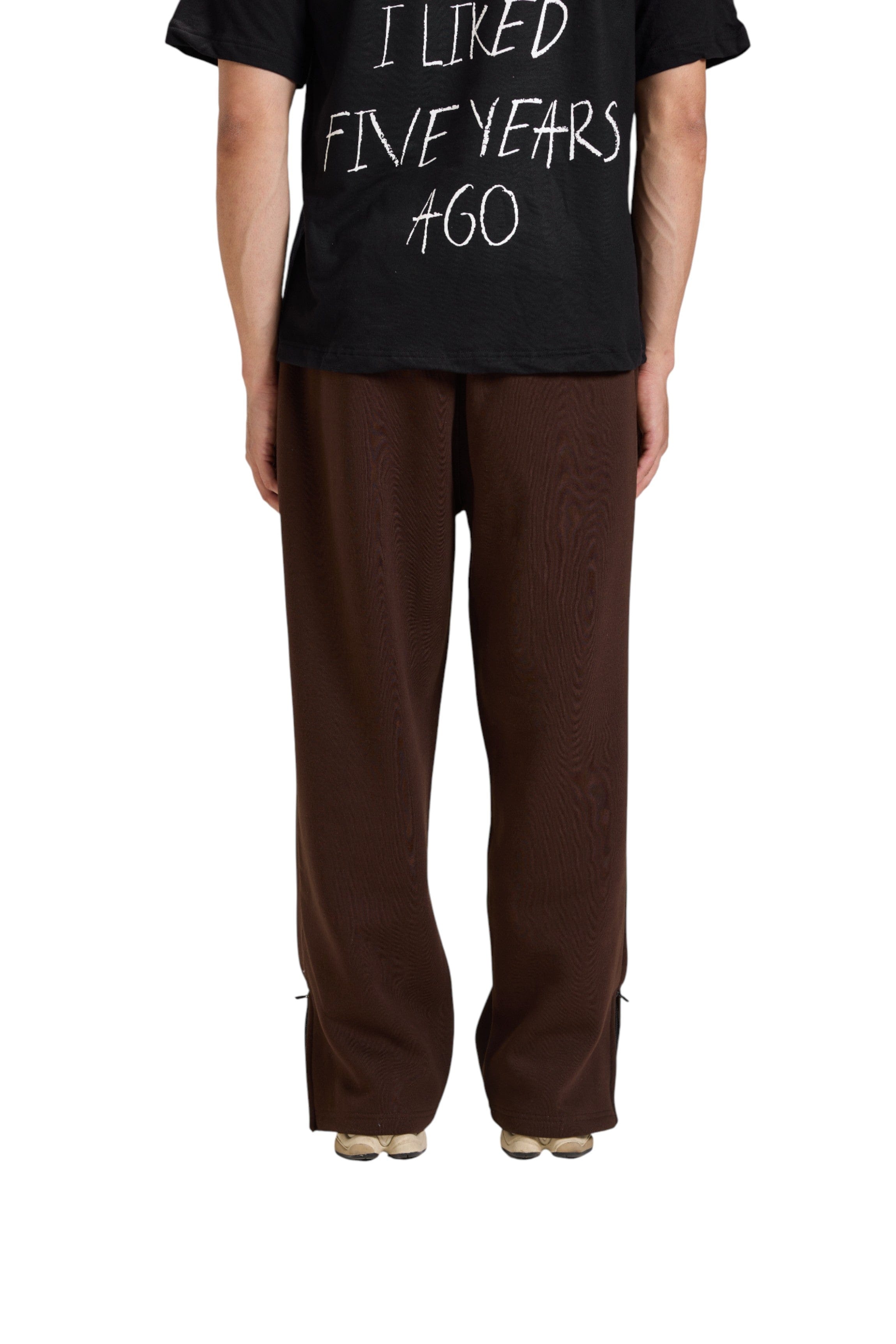 Young Grandpa FLARED SWEATPANTS - MOCHA