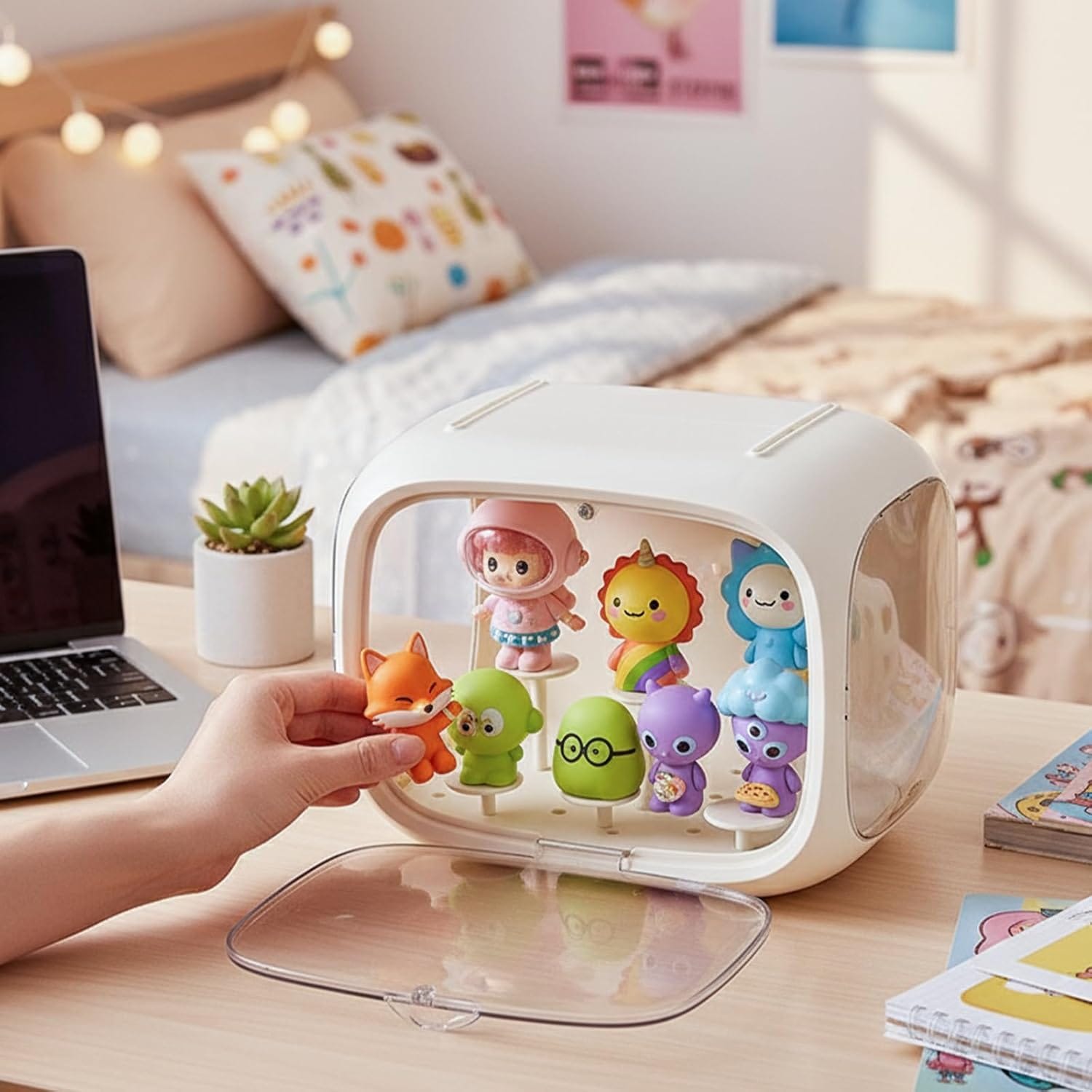Labubu Shop Labubu Display Case with Light – Adjustable Acrylic Display Box for Figures