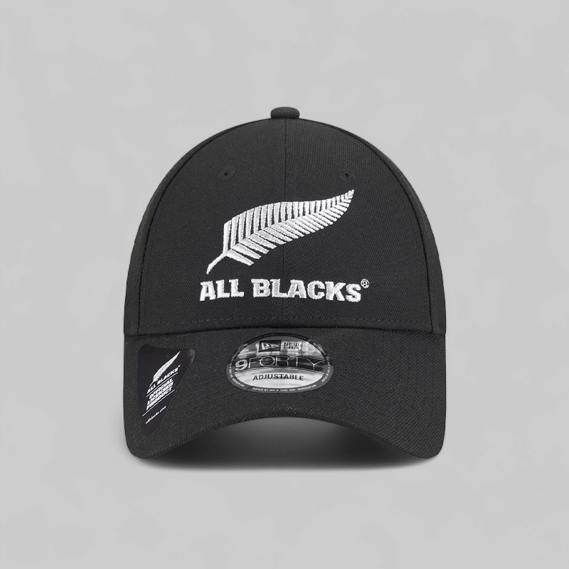 New Era Classic Collection 9Forty Snapback Metallic Silver/BlackAll Blacks