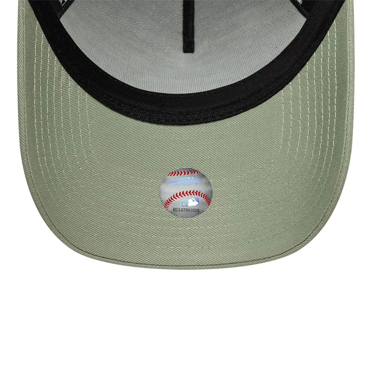 New Era New York Yankees MLB League Essential Pastel Green 9FORTY E - Frame Adjustable Cap