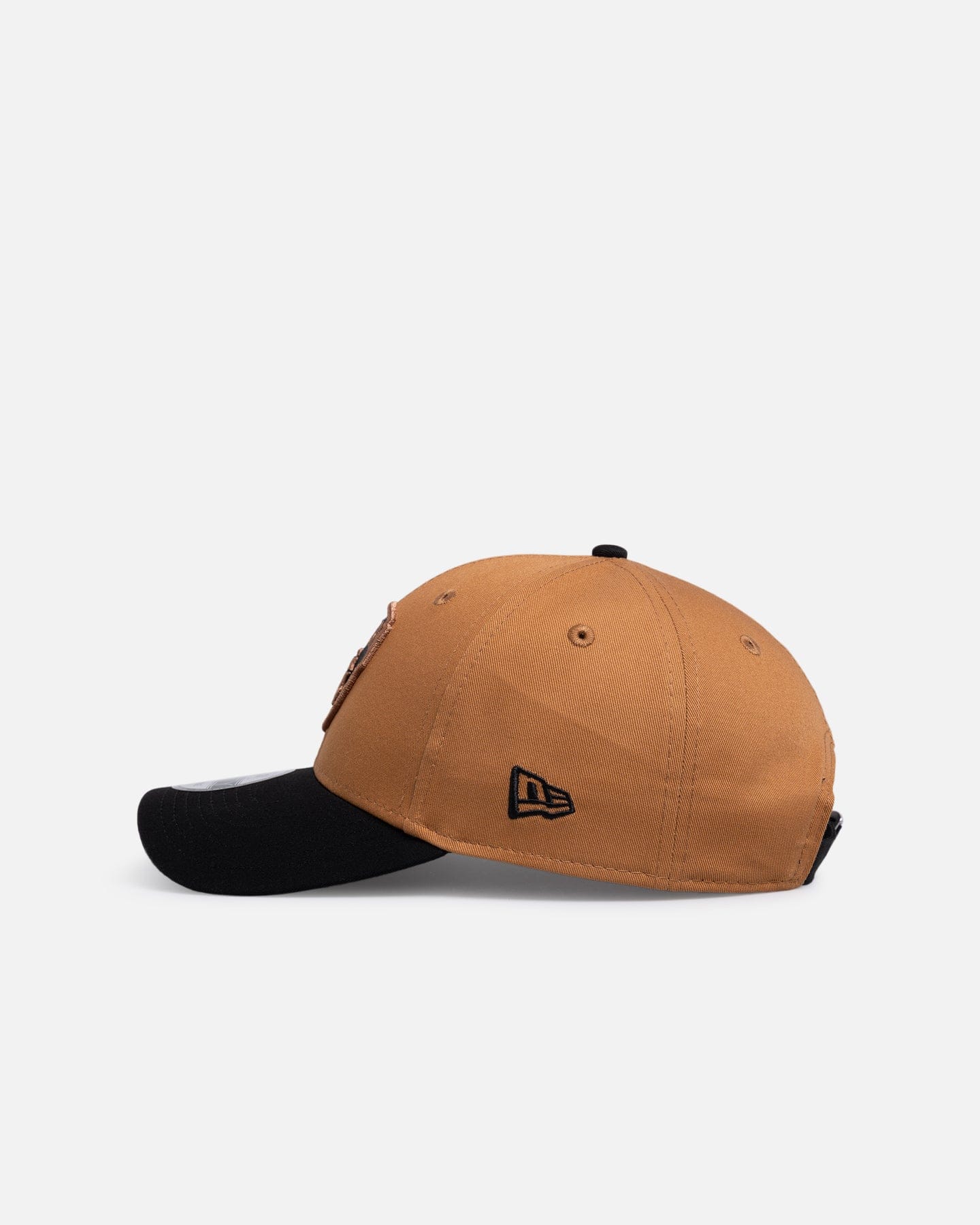 New Era Melbourne Football Club AFL 2026 9FORTY Strapback Med Beige