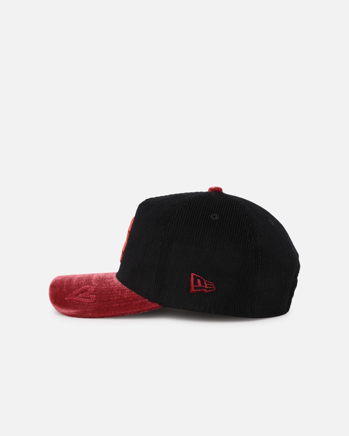 New Era Boston Red Sox Velvet Cord Certified Lover 9FORTY A - Frame Premium Corduroy Snapback Violet