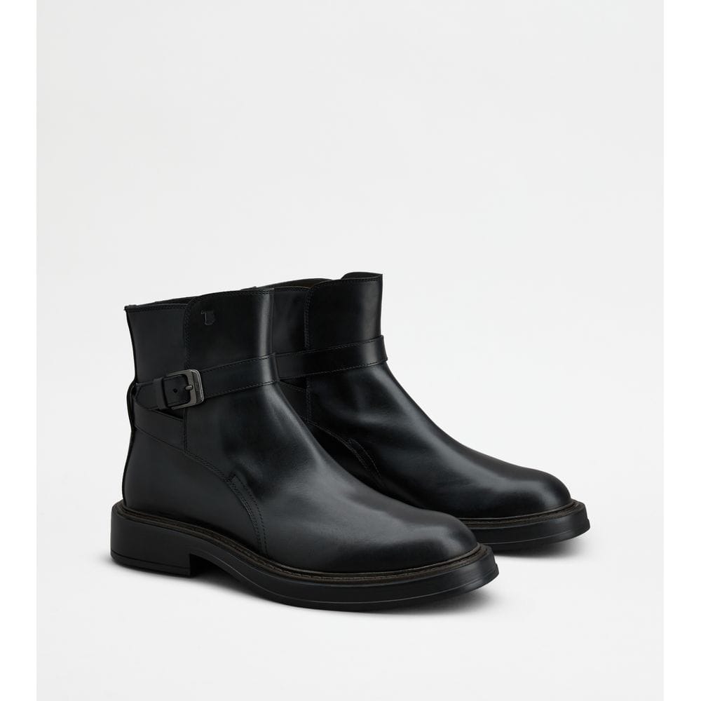 Tod's Tods Ankle Boots In Leather Black Mens