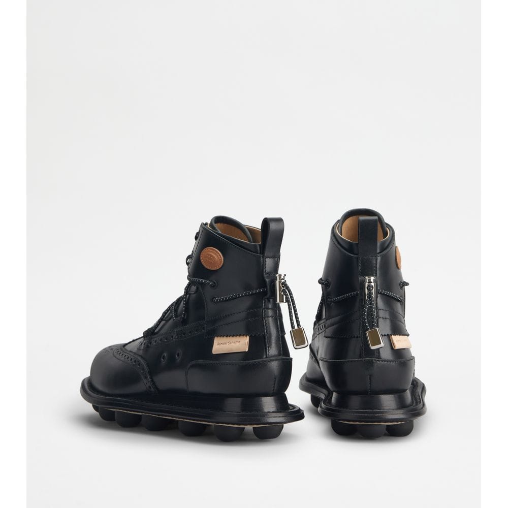 Tod's Tods Ankle Boots In Leather Nero Mens