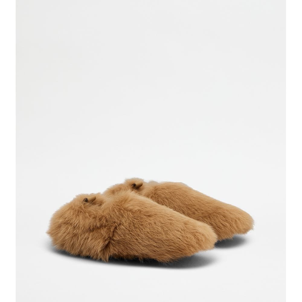Tod's Tods Gommino Loafers In Fur Beige Womens