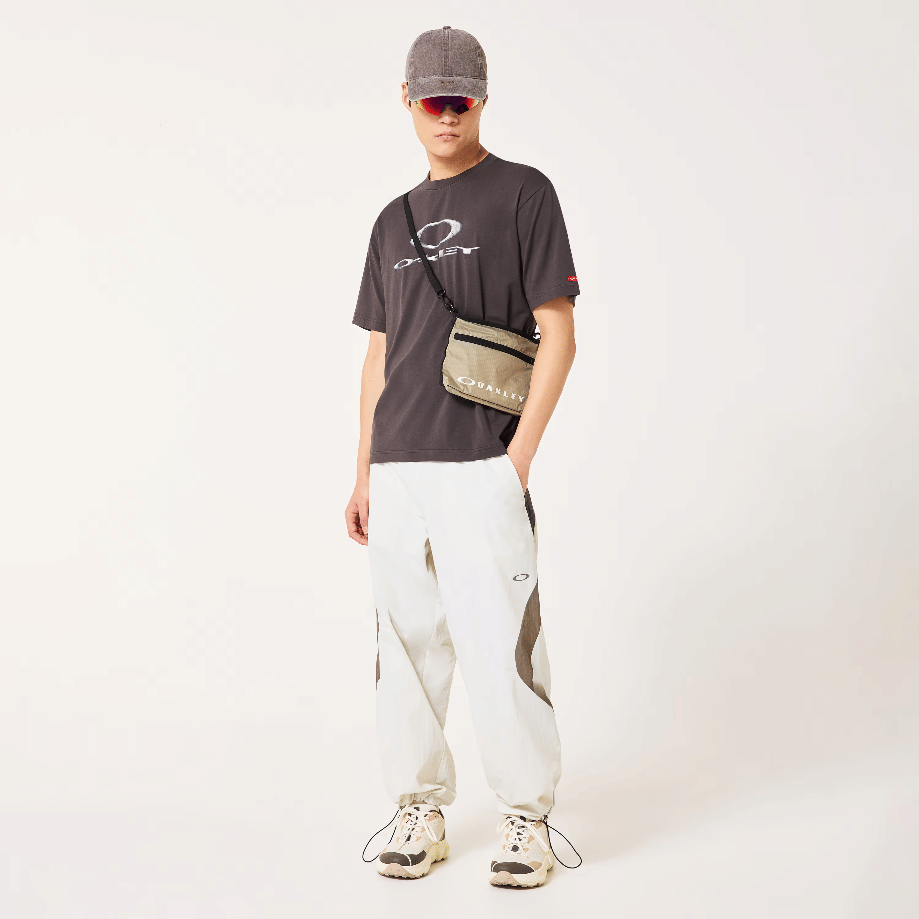 Oakley Mens New Retro Wind Pants